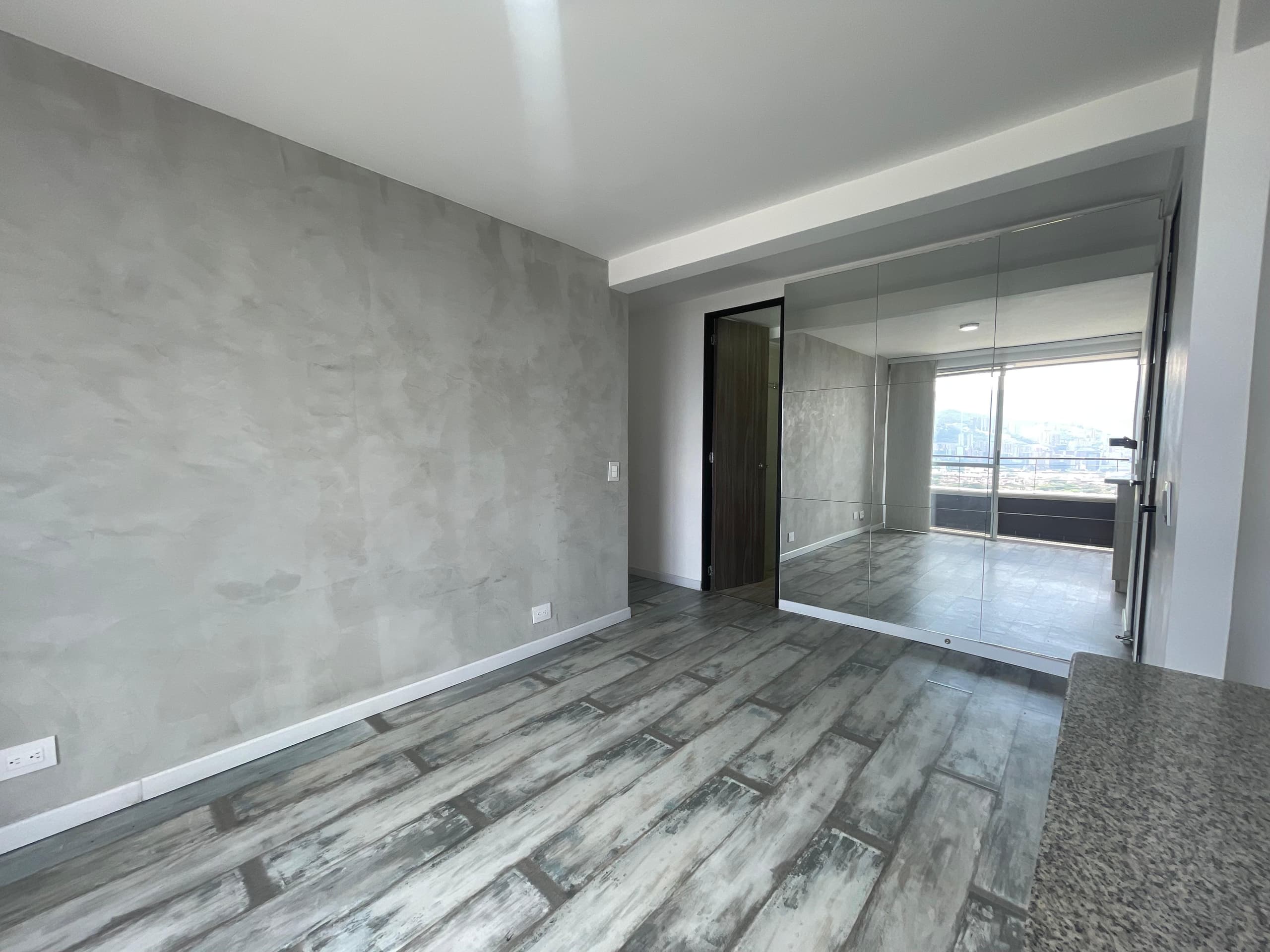 Apartamento en arriendo en Rodeo Alto, Belen, Medellín — foto 2 de 20