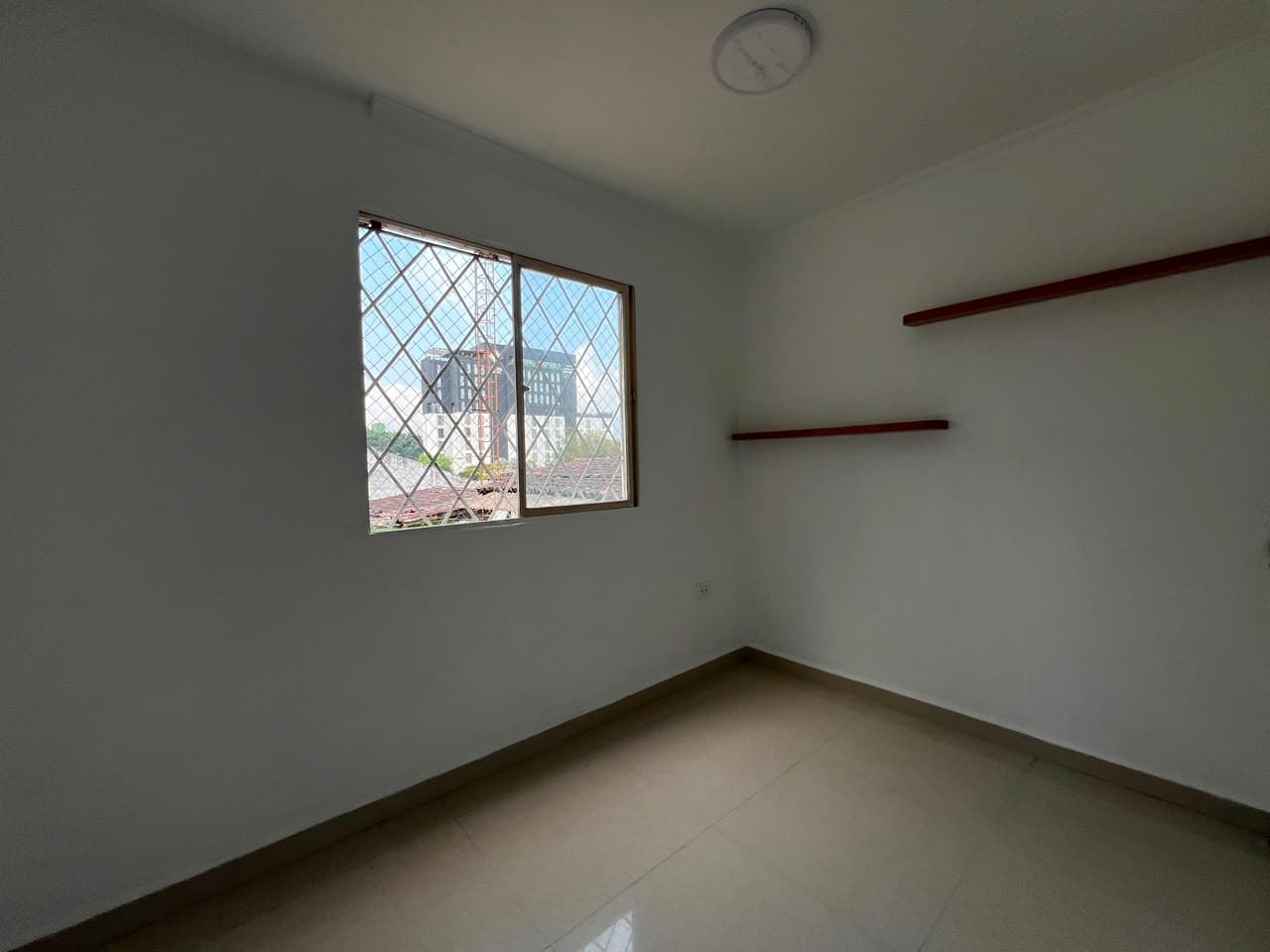 Oficina en arriendo en Aguacatala, El Poblado, Medellín — foto 3 de 11