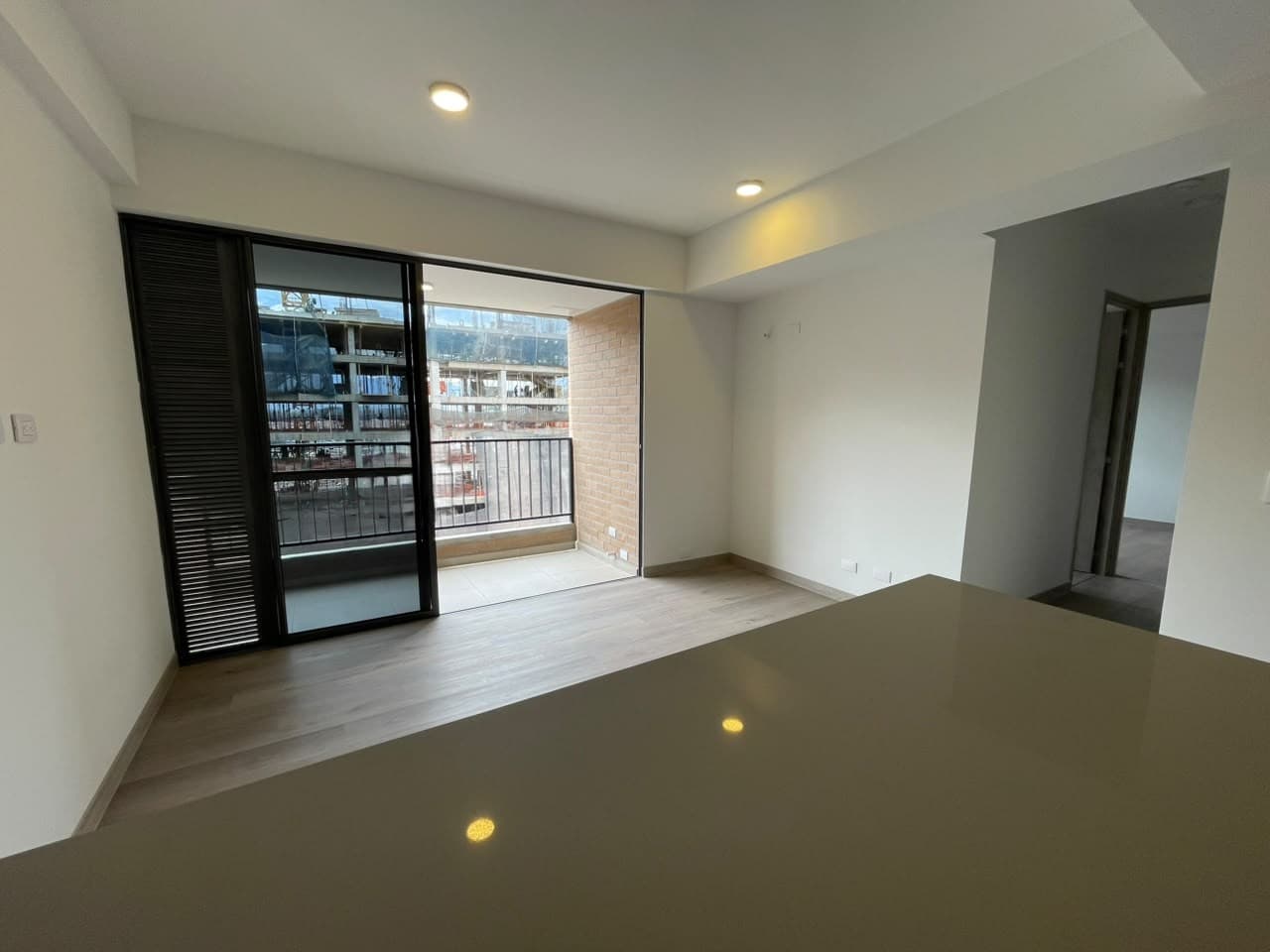 Apartamento en arriendo en El Poblado, Medellín — foto 2 de 16