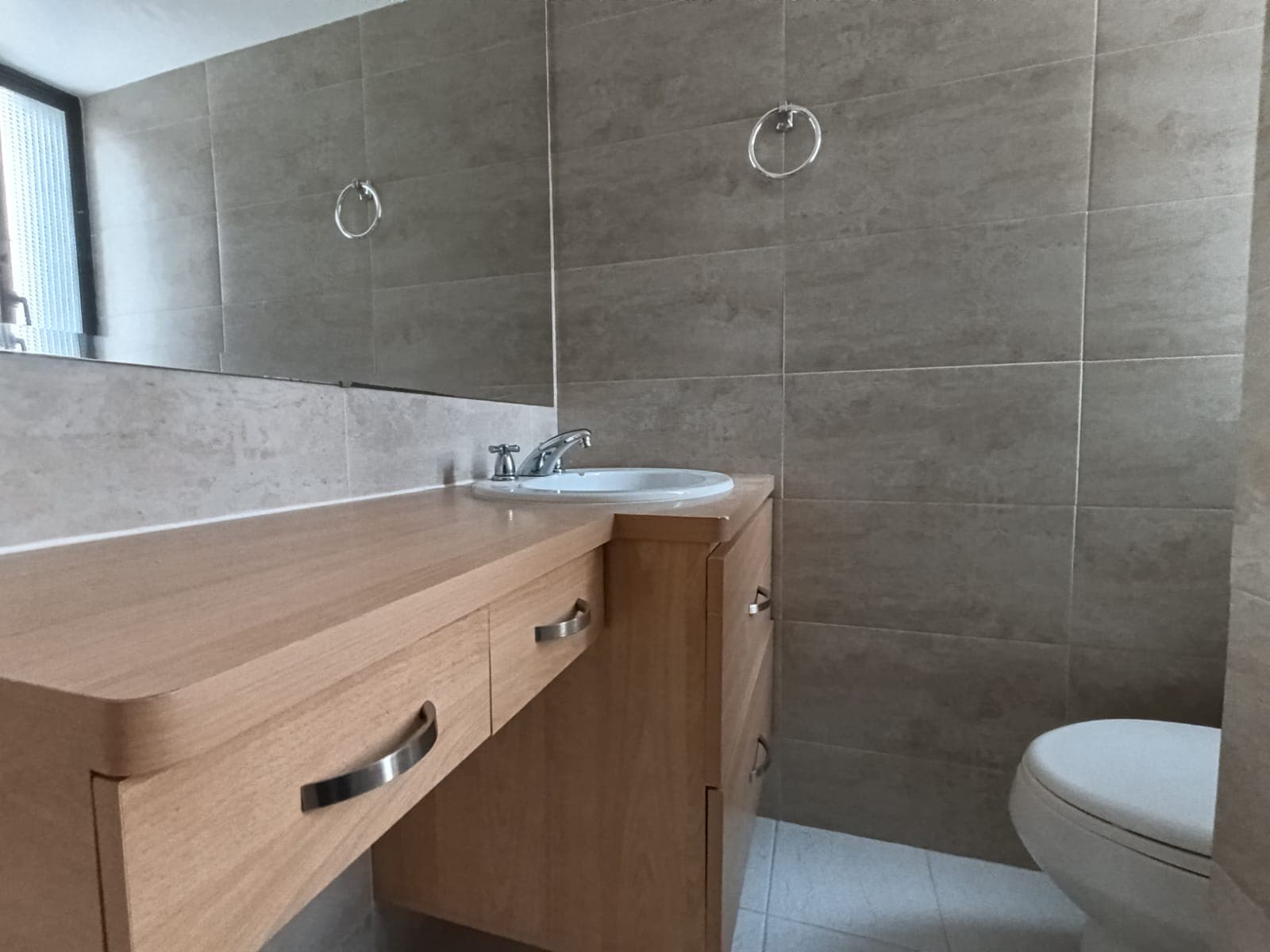 Apartamento en arriendo en Las Lomas, El Poblado, Medellín — foto 5 de 16
