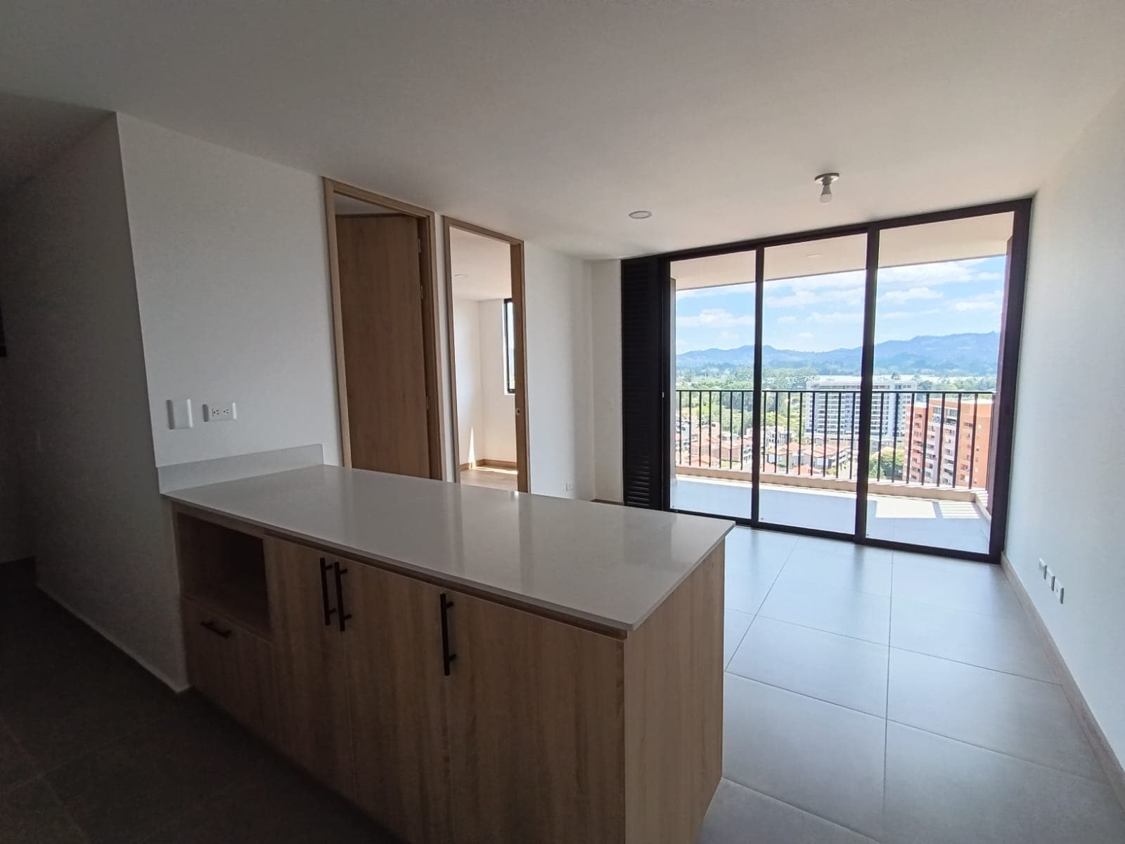 Apartamento en arriendo en San Antonio De Pereira, Rionegro — foto 1 de 13