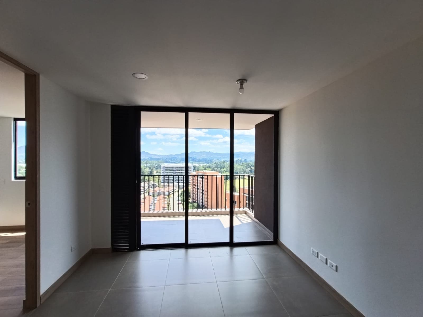 Apartamento en arriendo en San Antonio De Pereira, Rionegro — foto 5 de 13