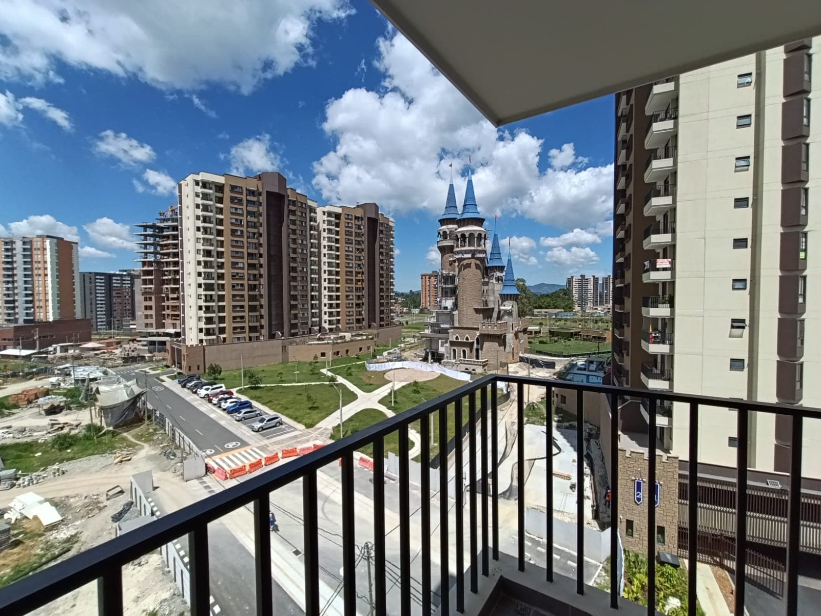 Apartamento en arriendo en San Antonio De Pereira, Rionegro — foto 2 de 15