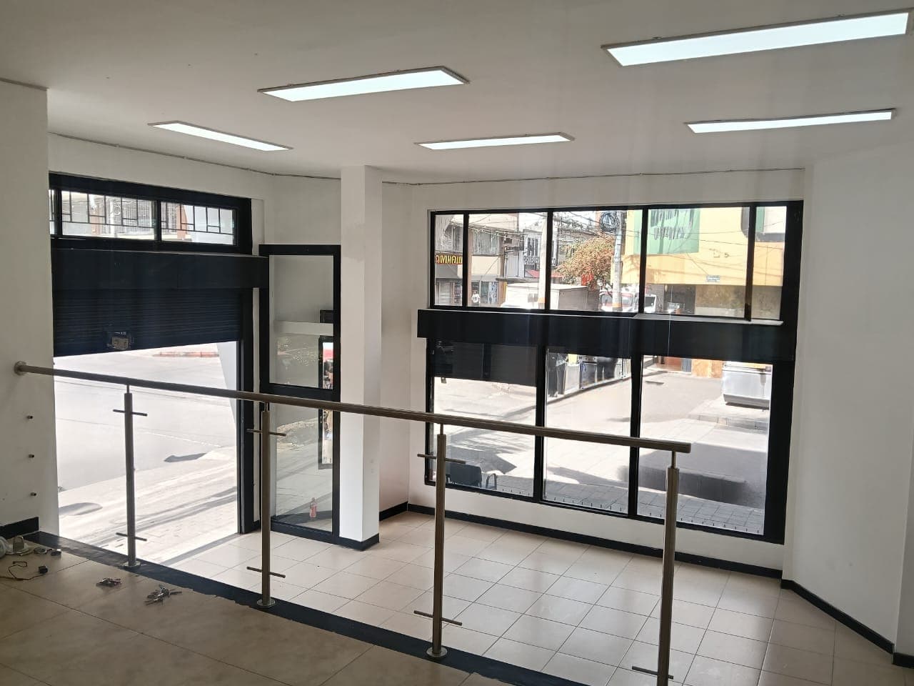 Local en arriendo en Bogotá, D.c. — foto 1 de 19