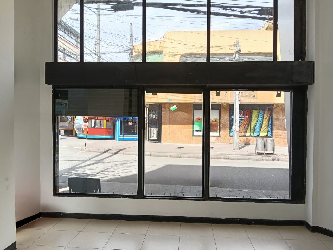 Local en arriendo en Bogotá, D.c. — foto 3 de 19
