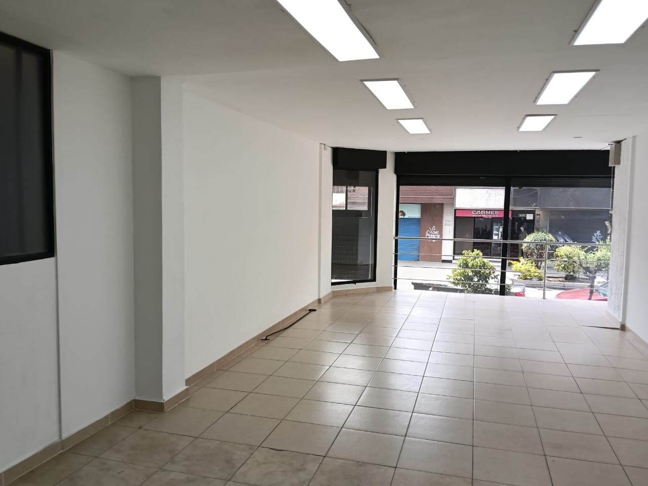 Local en arriendo en Bogotá, D.c. — foto 2 de 10