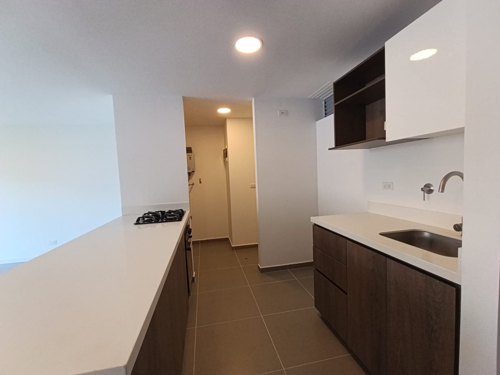 Apartamento en arriendo en Cumbres, Envigado — foto 4 de 19