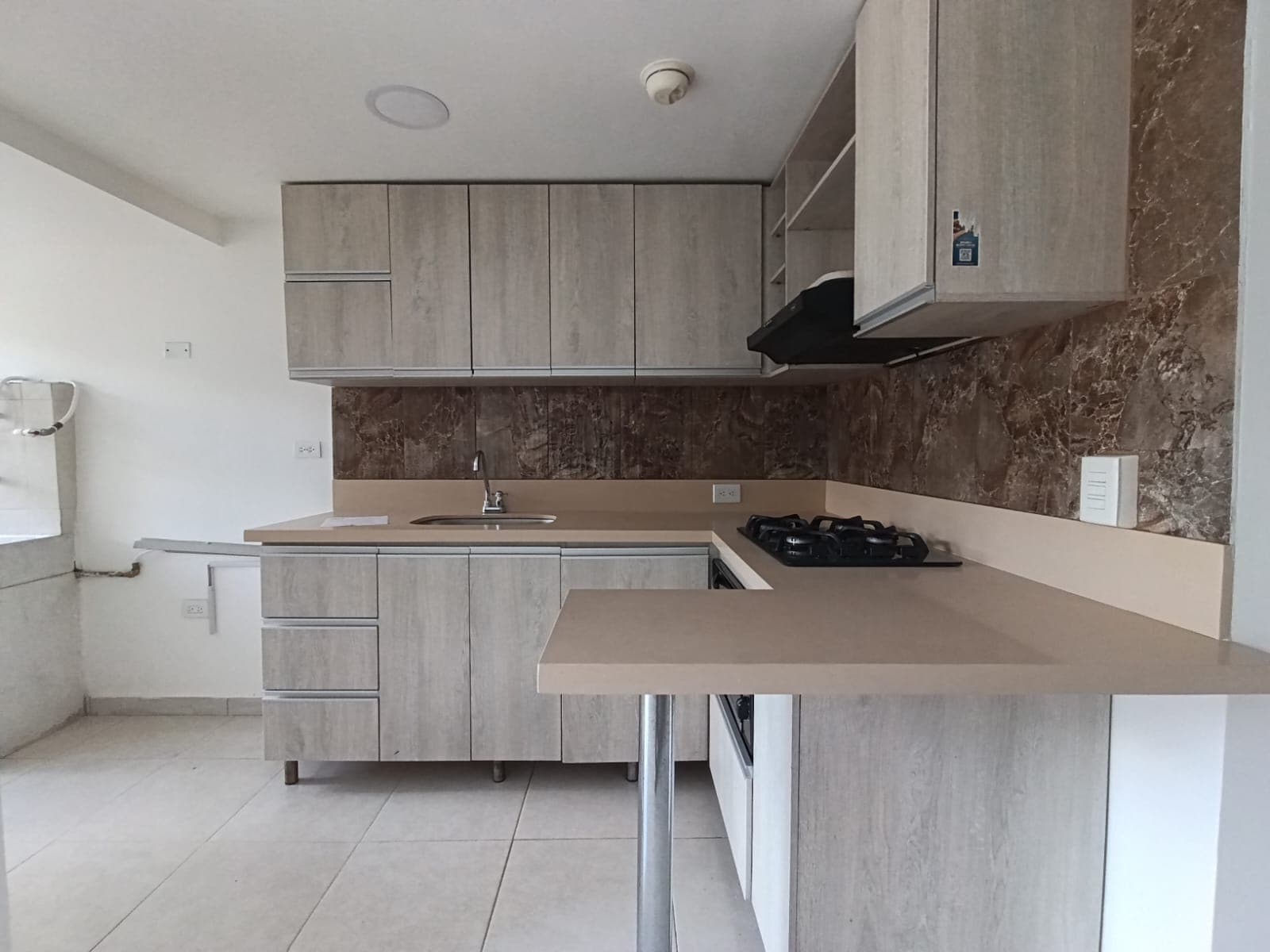 Apartamento en arriendo en La Doctora, Sabaneta — foto 5 de 13