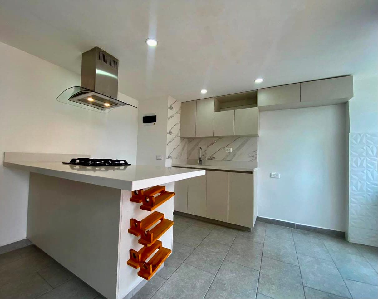 Apartamento en arriendo en Vereda Las Lomitas, Sabaneta — foto 1 de 17
