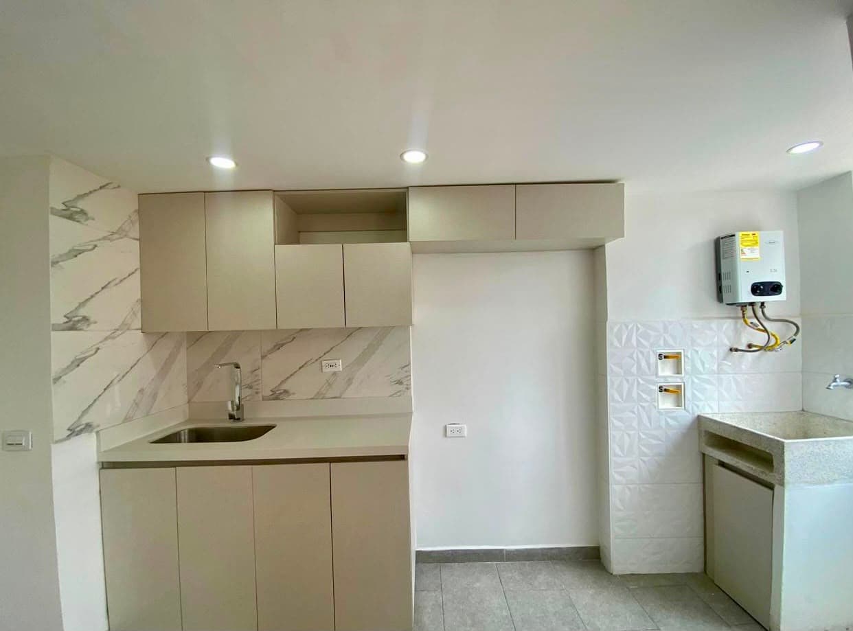 Apartamento en arriendo en Vereda Las Lomitas, Sabaneta — foto 2 de 17