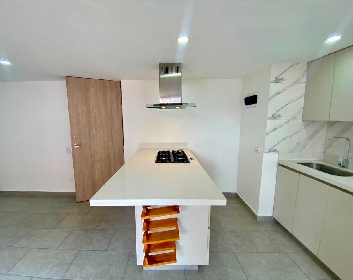 Apartamento en arriendo en Vereda Las Lomitas, Sabaneta — foto 3 de 17
