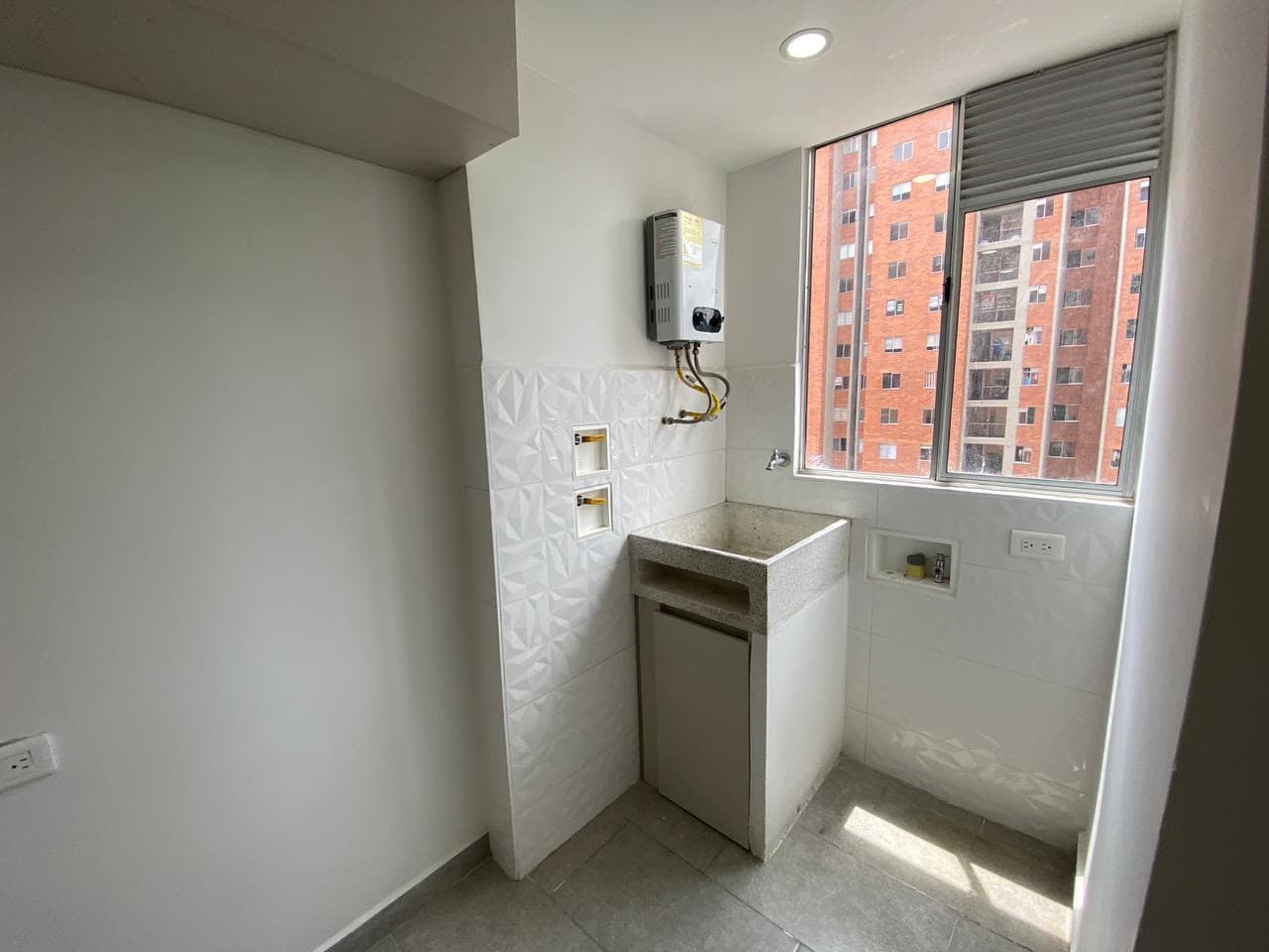 Apartamento en arriendo en Vereda Las Lomitas, Sabaneta — foto 4 de 17