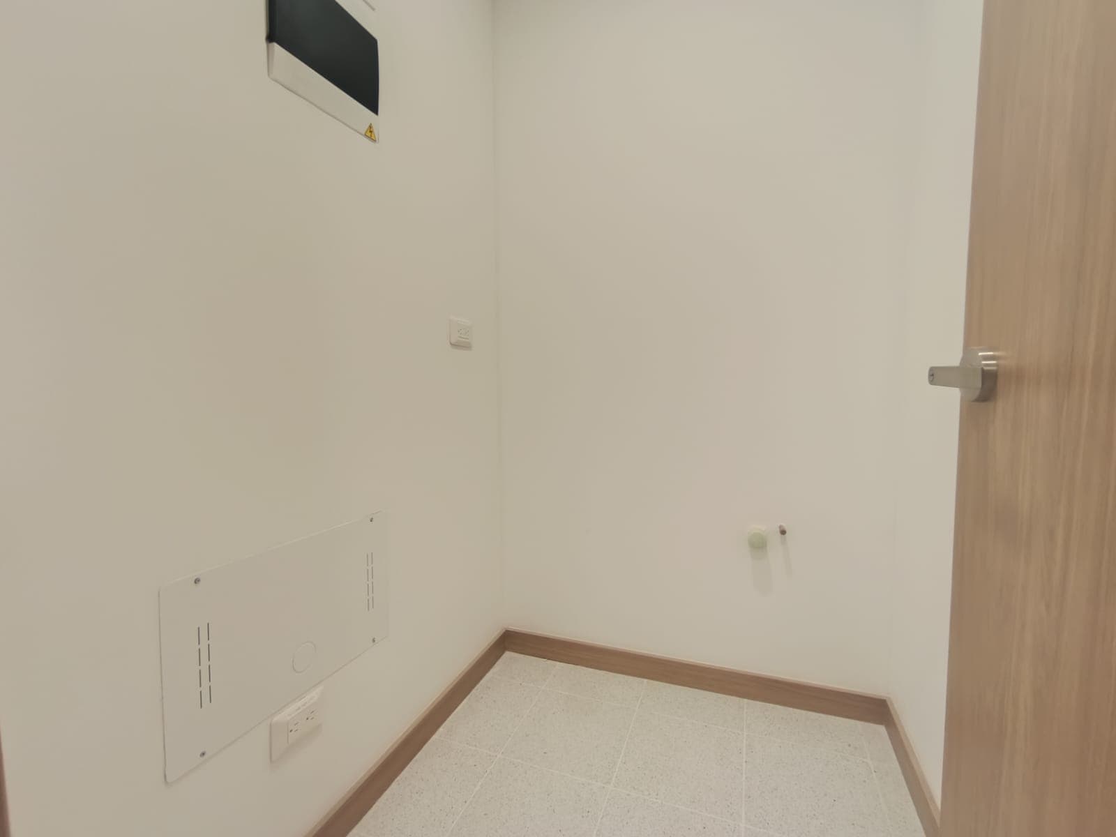 Consultorio en arriendo en El Velódromo, Laureles, Medellín — foto 5 de 10