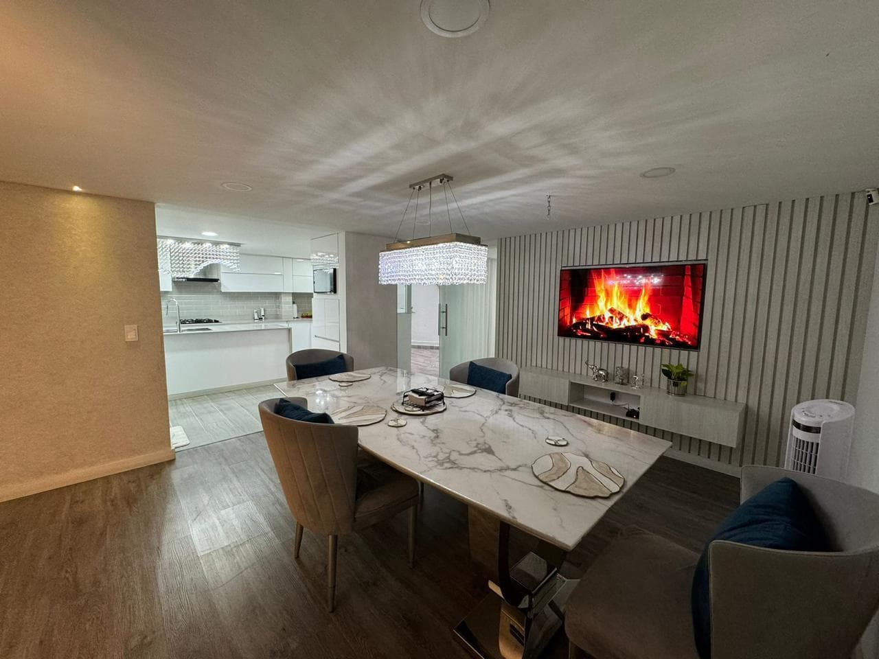 Casa Vivienda en arriendo en Loma Del Escobero, Envigado — foto 4 de 19