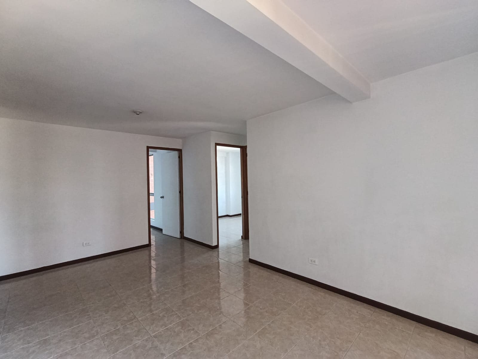 Apartamento en arriendo en Las Casitas, Envigado — foto 5 de 14