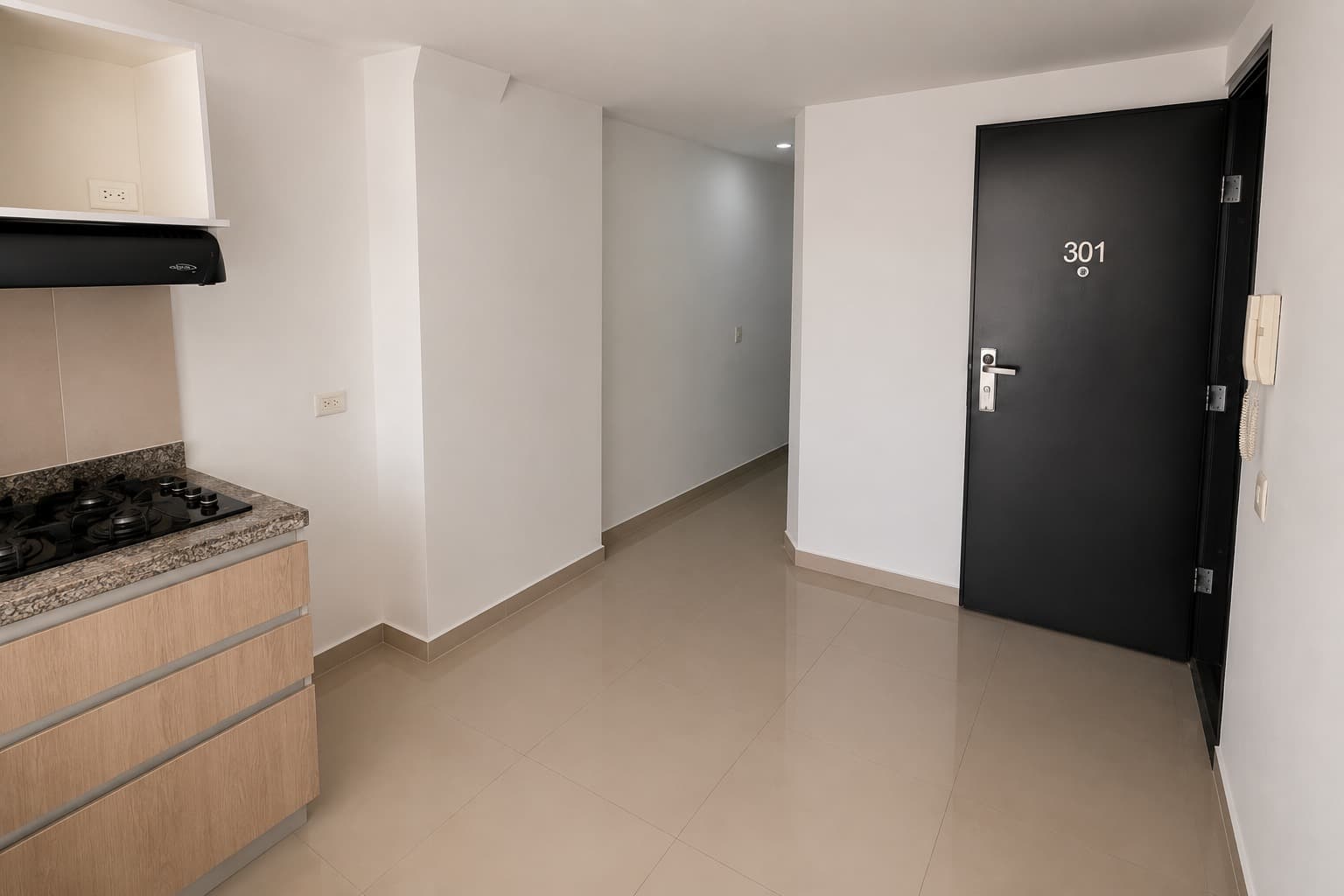 Apartamento en arriendo en La Castellana, Laureles, Medellín — foto 4 de 18