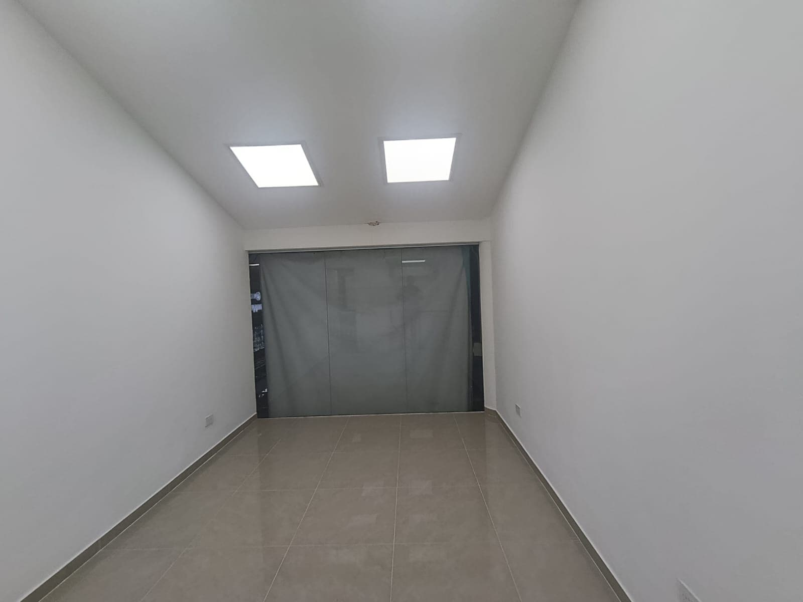 Local en arriendo en El Poblado, Medellín — foto 4 de 9