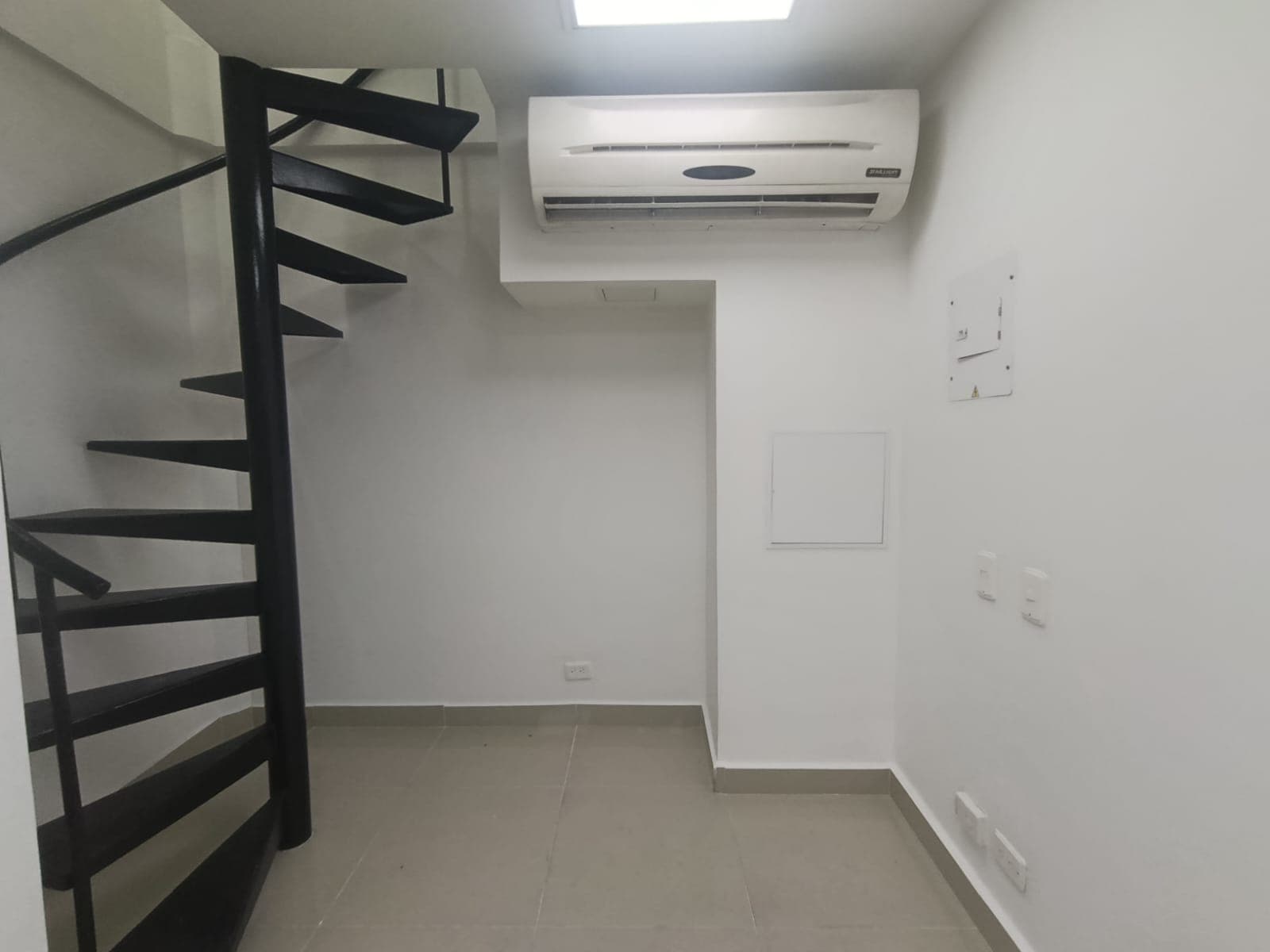 Local en arriendo en El Poblado, Medellín — foto 3 de 10