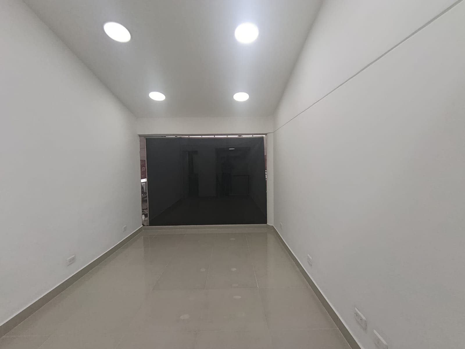 Local en arriendo en El Poblado, Medellín — foto 5 de 10