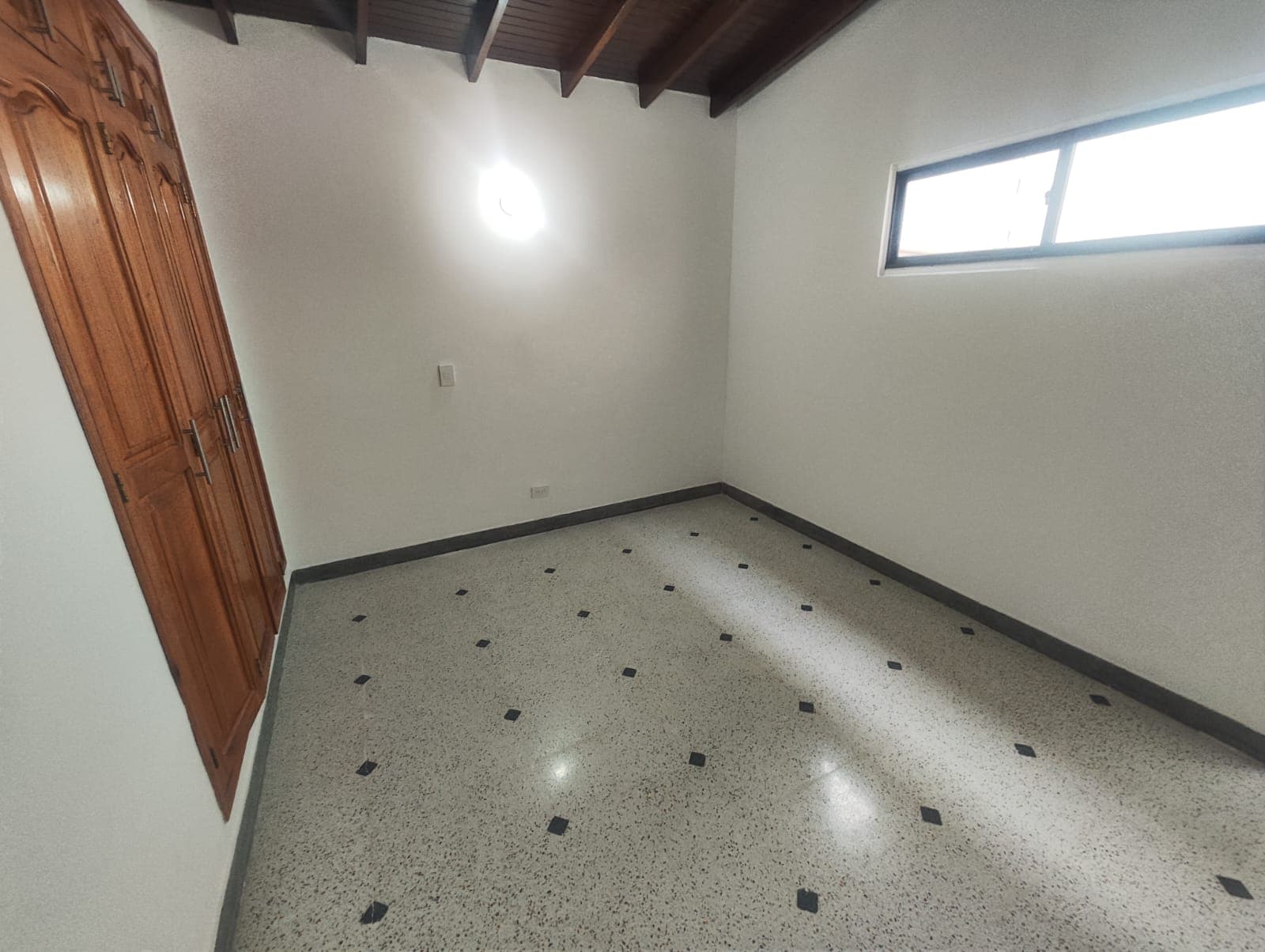 Apartaestudio en arriendo en Simón Bolívar, La America, Medellín — foto 4 de 8