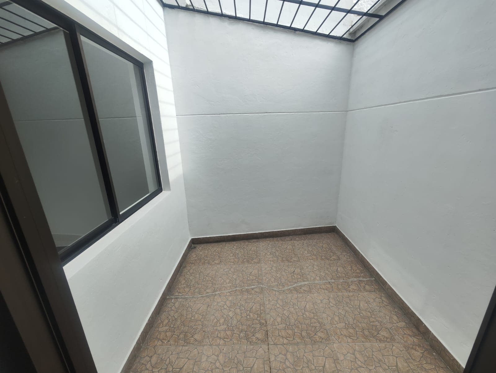 Apartamento en arriendo en Simón Bolívar, La America, Medellín — foto 2 de 15