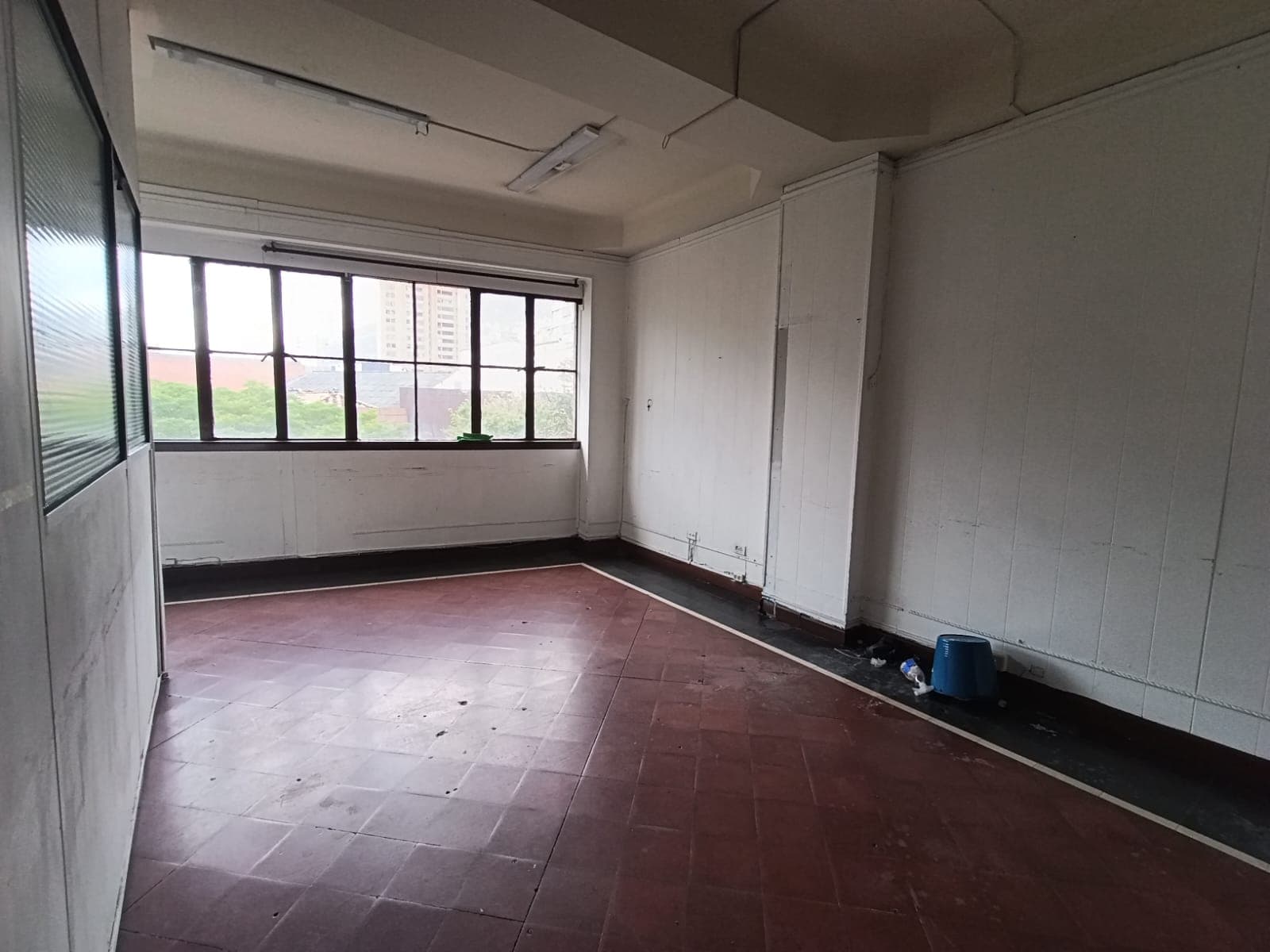 Oficina en arriendo en La Candelaria, Centro, Medellín — foto 2 de 11