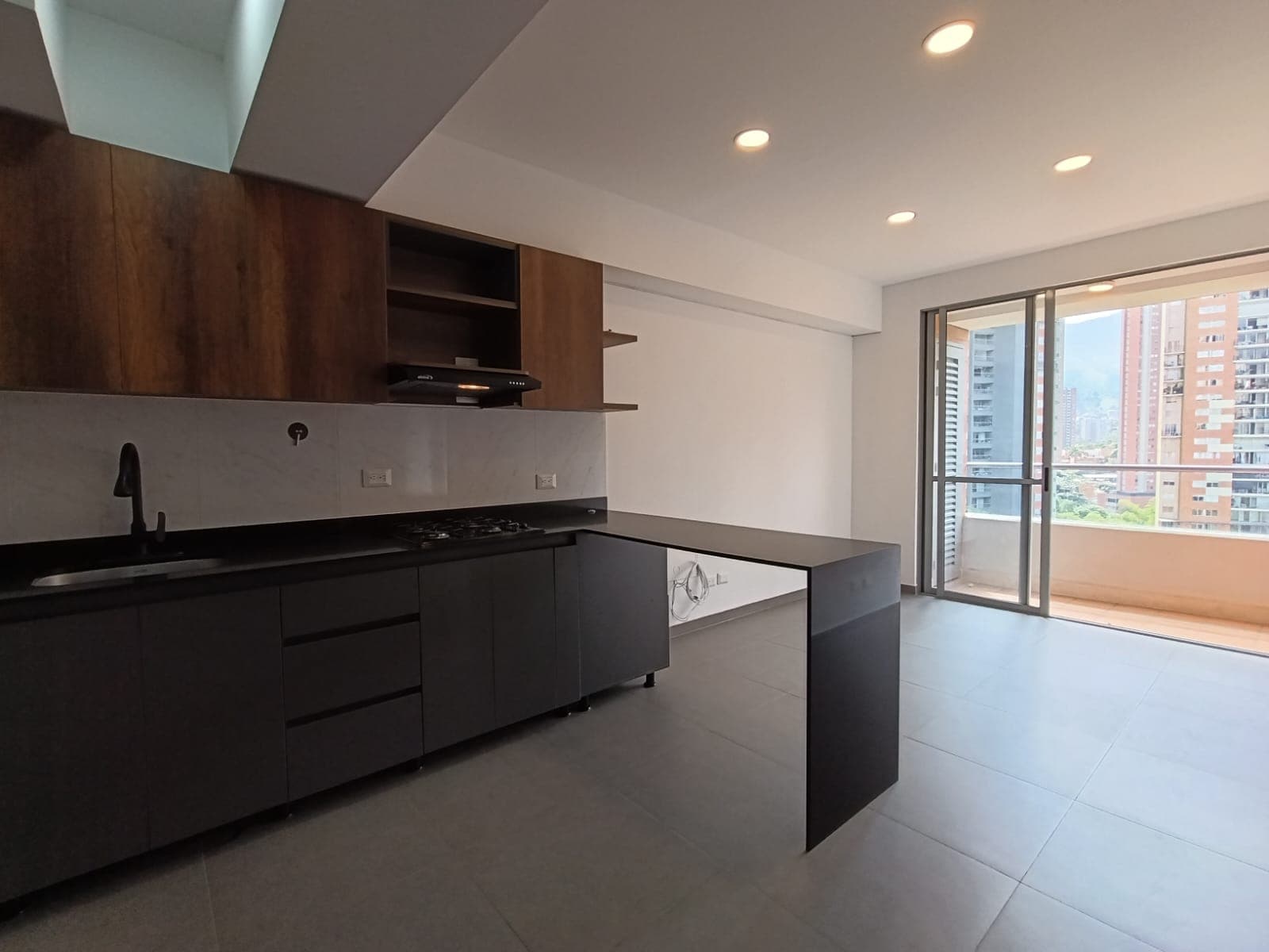 Apartamento en arriendo en San Remo, Sabaneta — foto 2 de 14