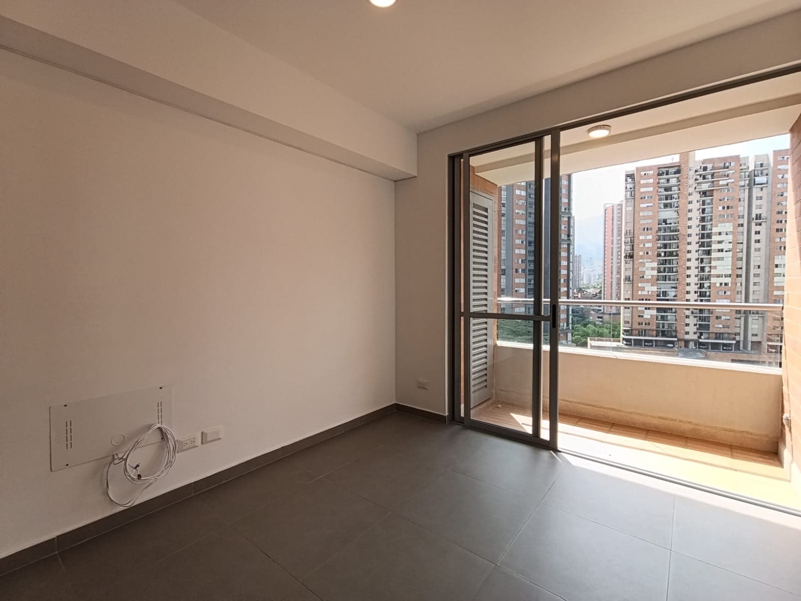 Apartamento en arriendo en San Remo, Sabaneta — foto 3 de 14