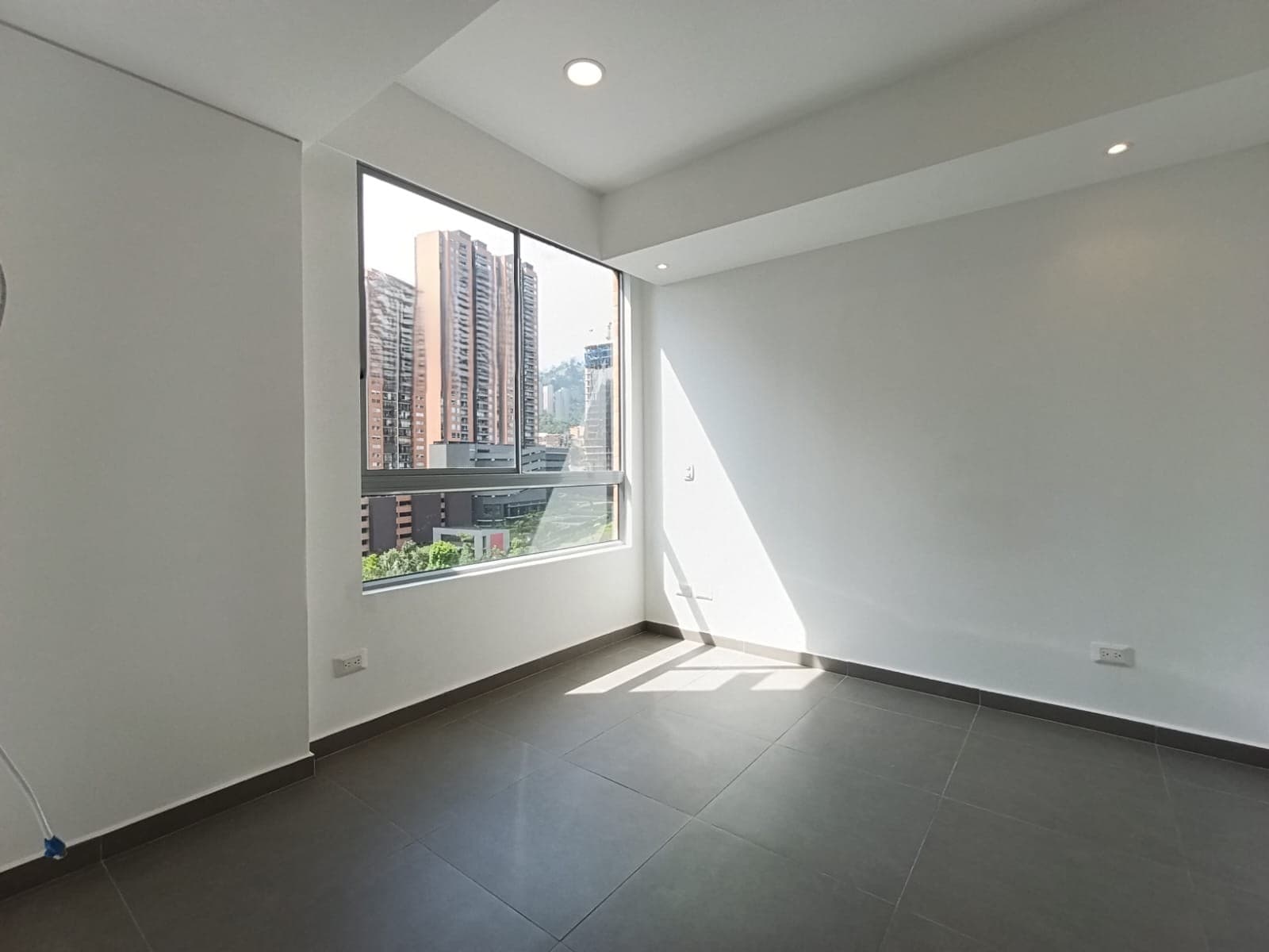 Apartamento en arriendo en San Remo, Sabaneta — foto 5 de 14