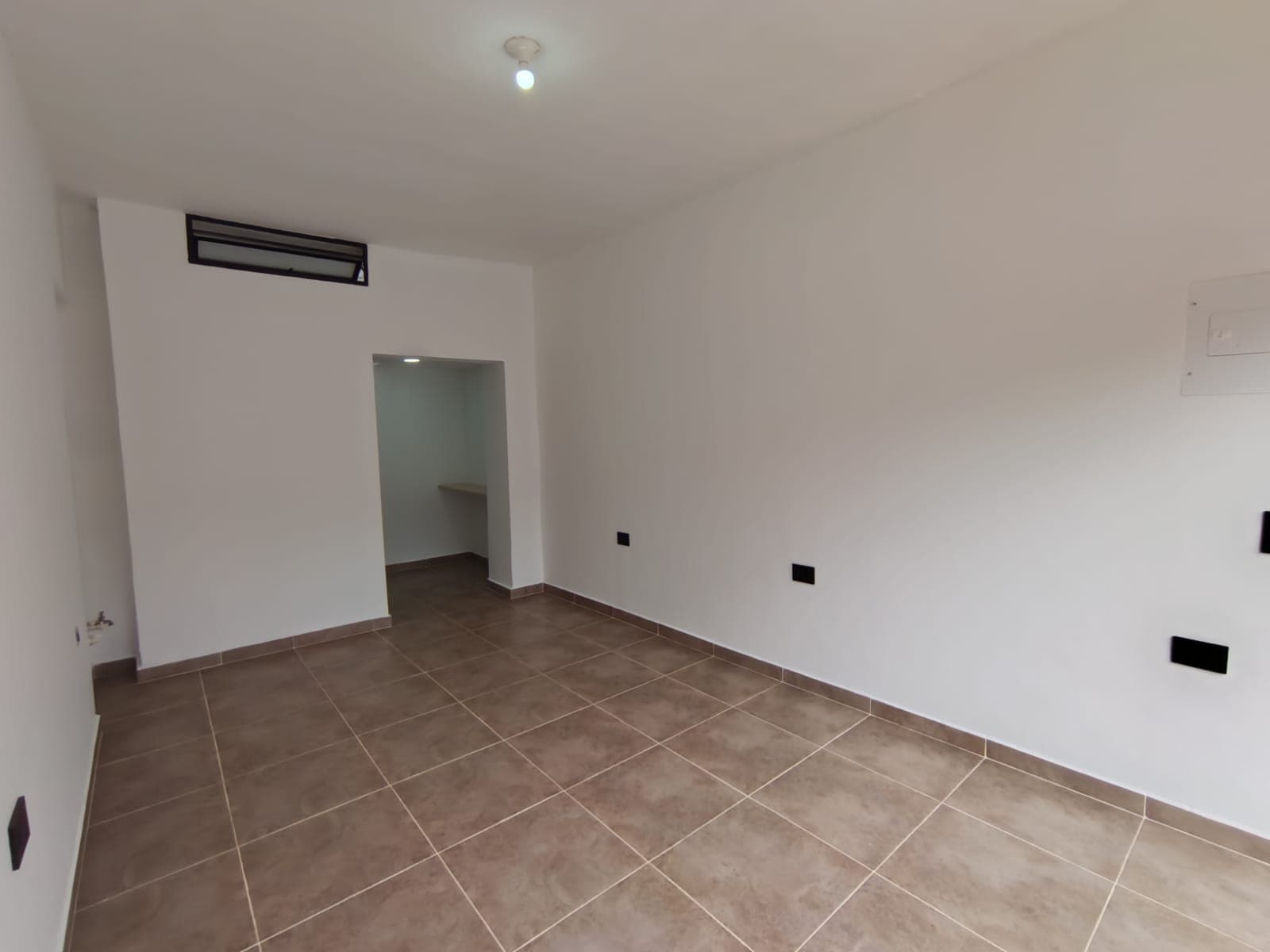 Local en arriendo en Florida Nueva, Laureles, Medellín — foto 5 de 11