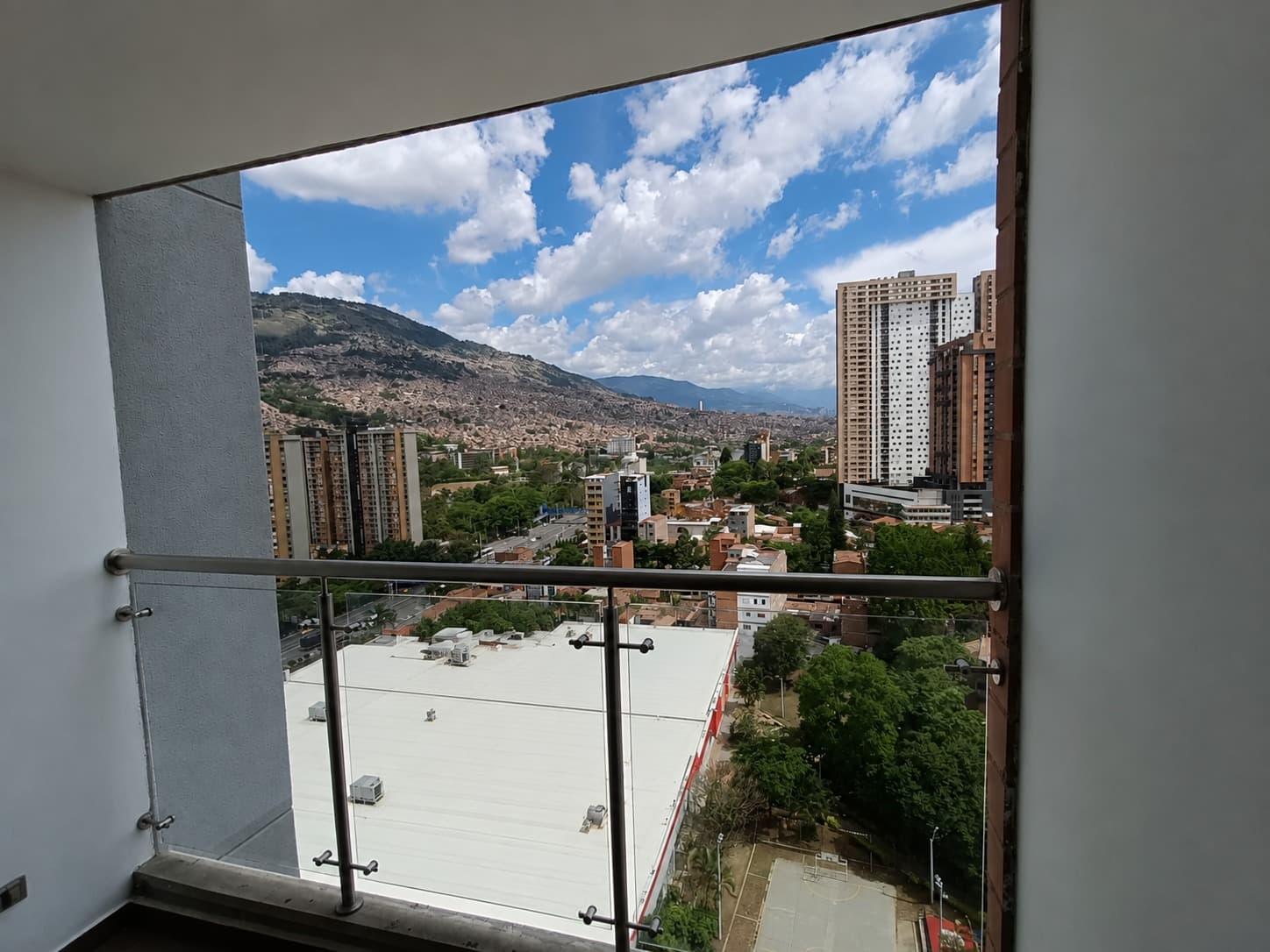 Apartamento en arriendo en Cabañas, Bello — foto 5 de 16