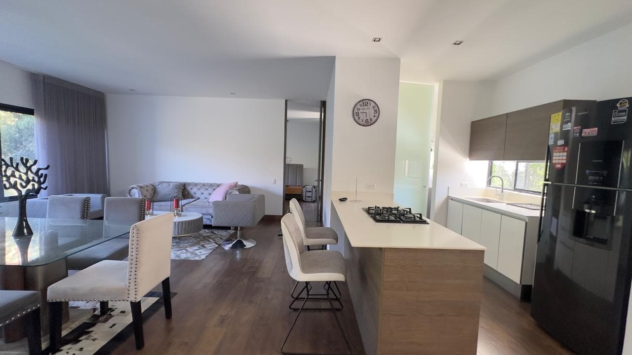 Apartamento en arriendo en San Lucas, El Poblado, Medellín — foto 4 de 15