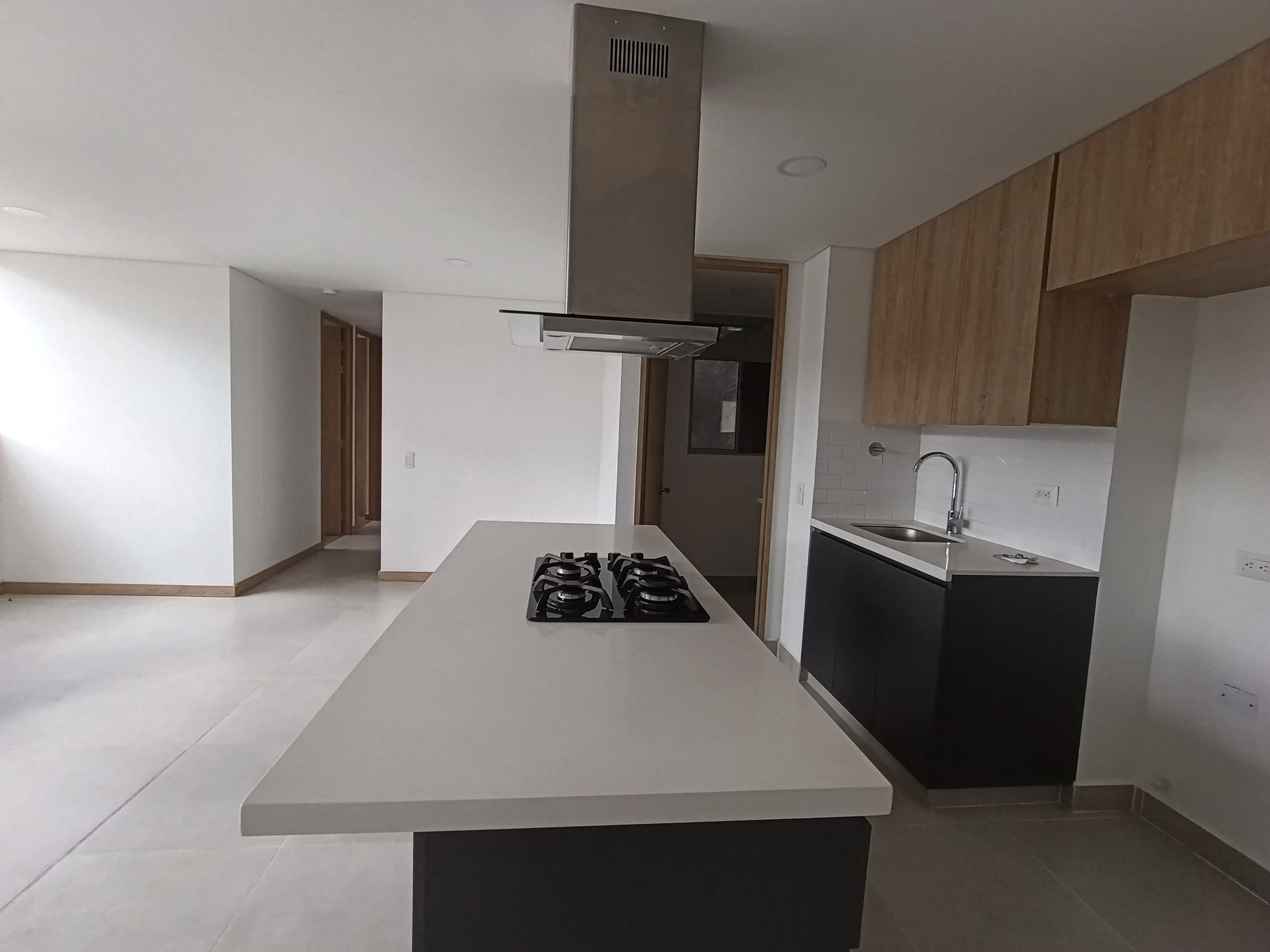 Apartamento en arriendo en Ditaires, Itagui — foto 3 de 18