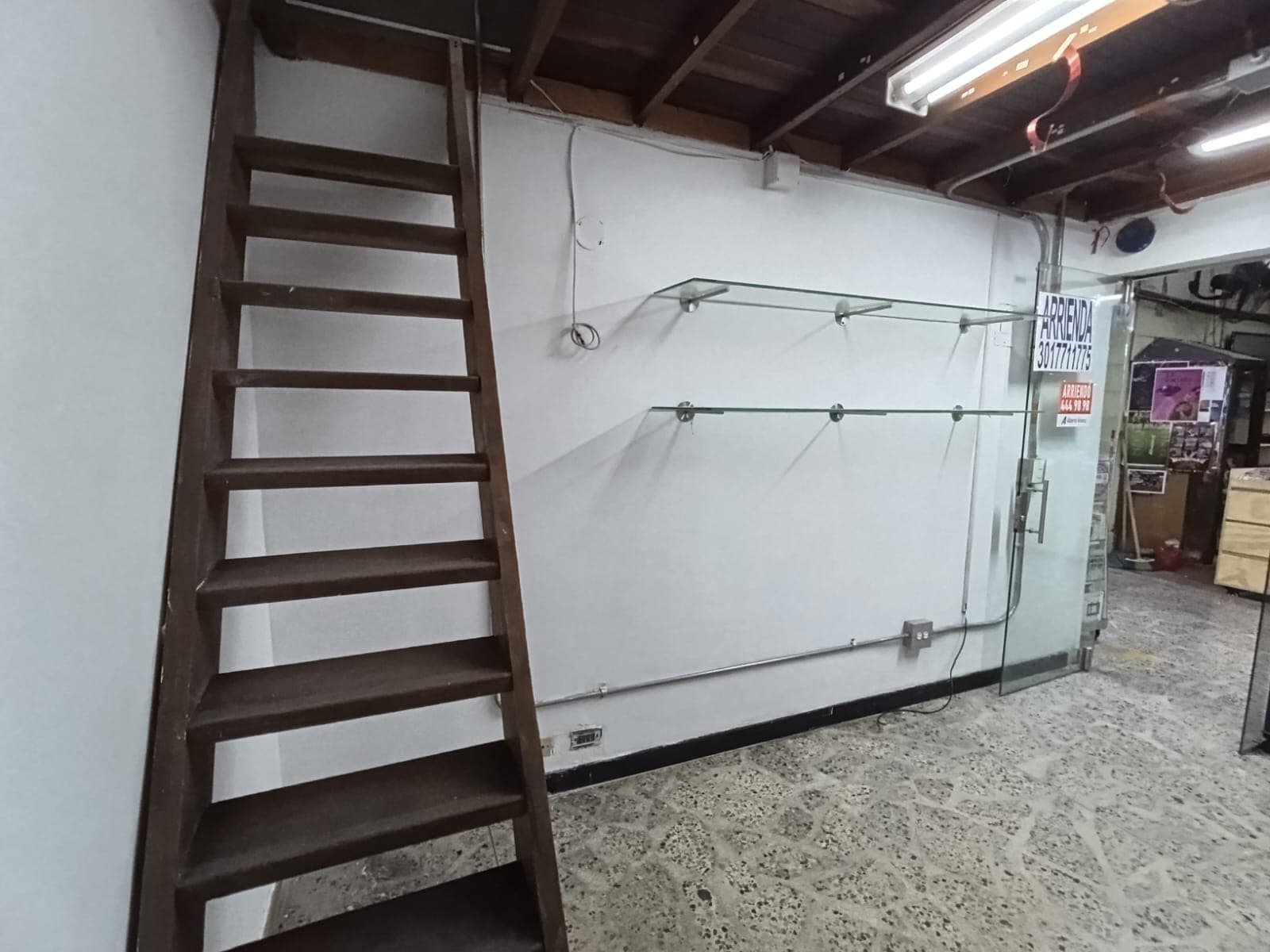 Local en arriendo en La Candelaria, Centro, Medellín — foto 4 de 13