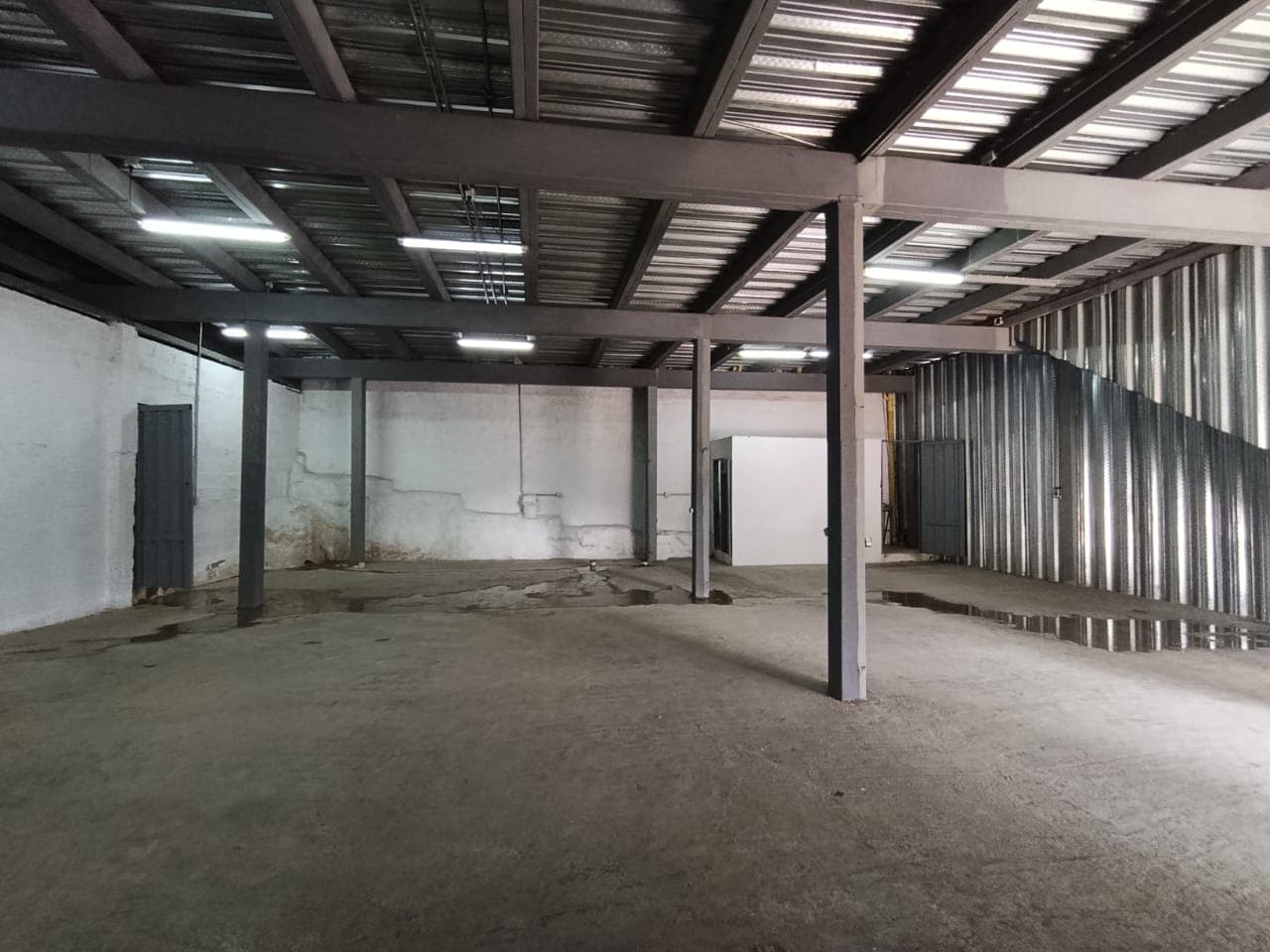 Bodega en arriendo en Las Palmas, Centro, Medellín — foto 1 de 14