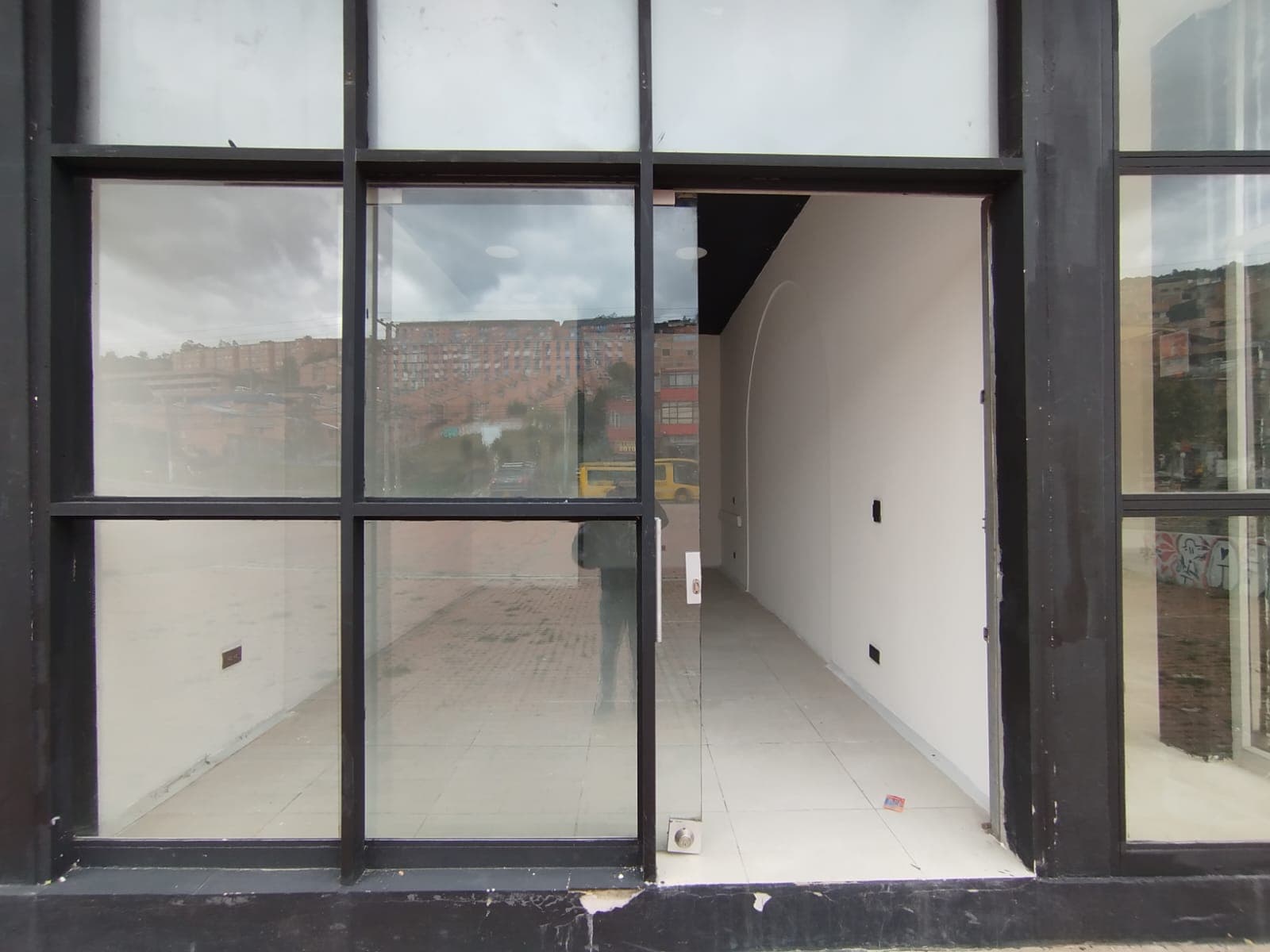 Local en arriendo en Verbenal, Usaquen, Bogotá, D.c. — foto 1 de 10
