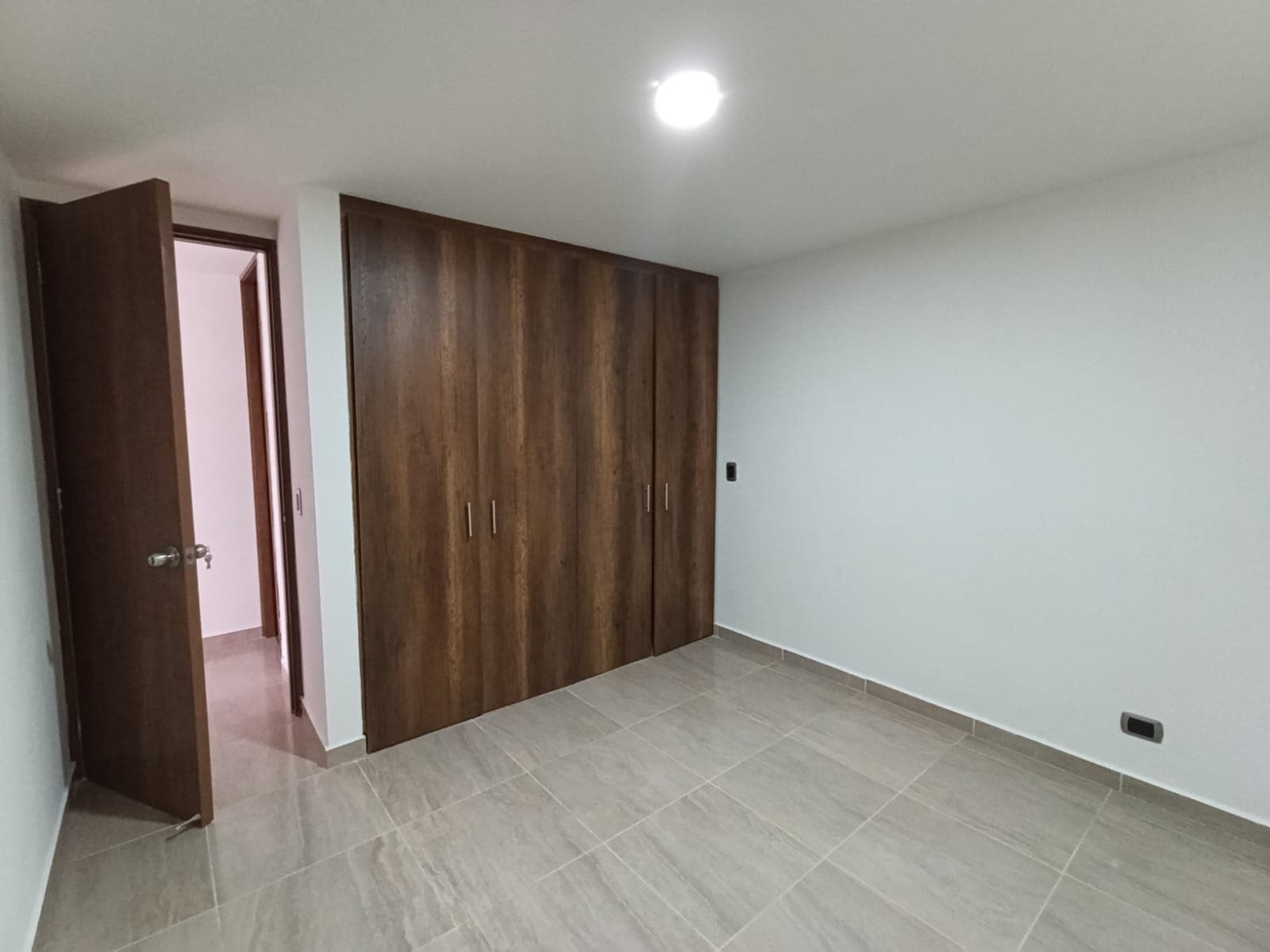 Apartaestudio en arriendo en La Florida, Sabaneta — foto 4 de 12