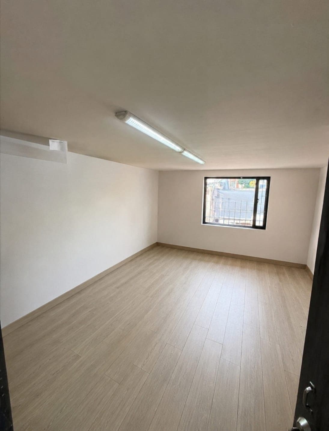 Oficina en arriendo en Barrio La Castellana, Barrios Unidos, Bogotá, D.c. — foto 3 de 8
