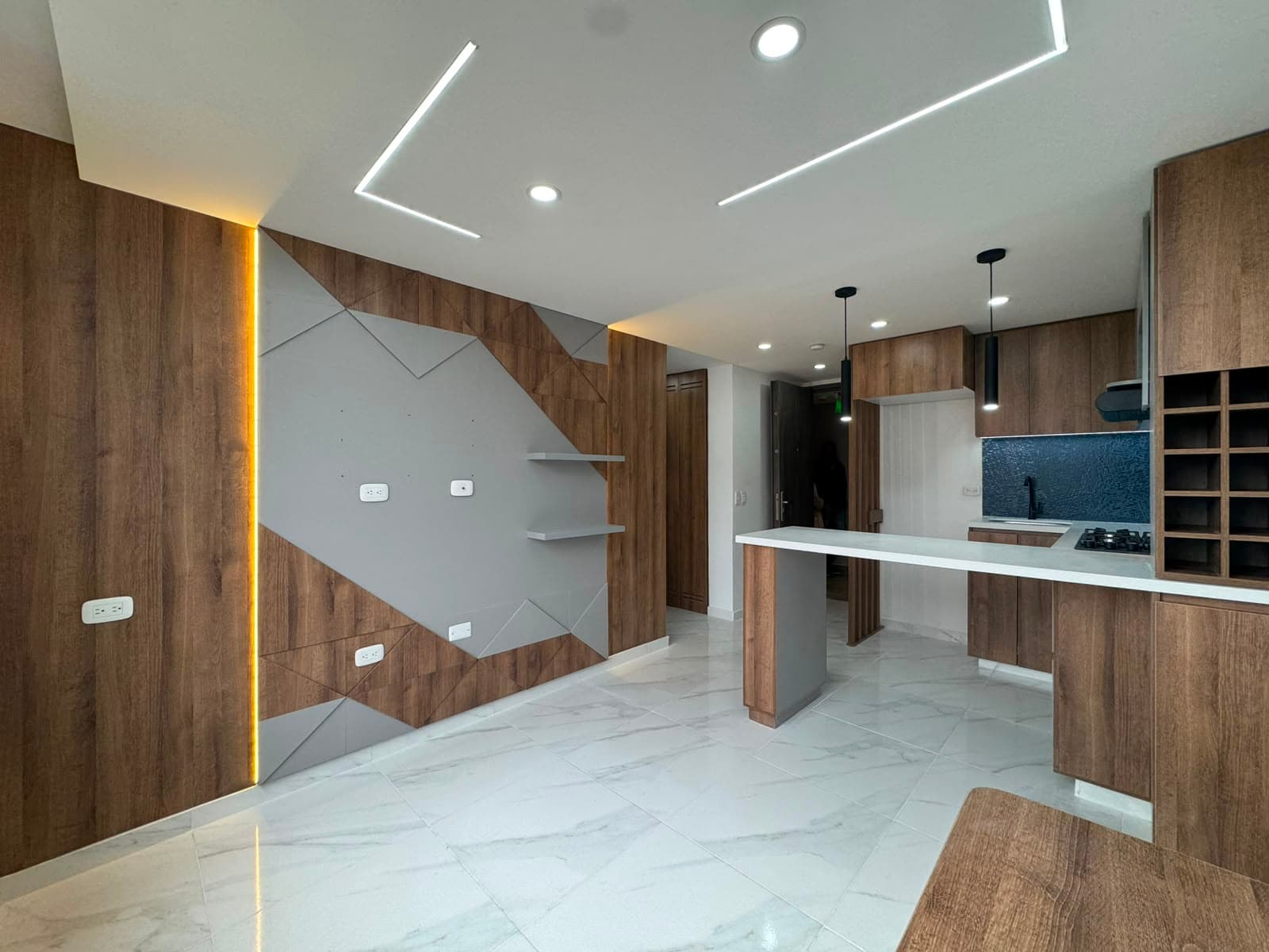 Apartaestudio en arriendo en Rincon Del Salitre, Barrios Unidos, Bogotá, D.c. — foto 1 de 17