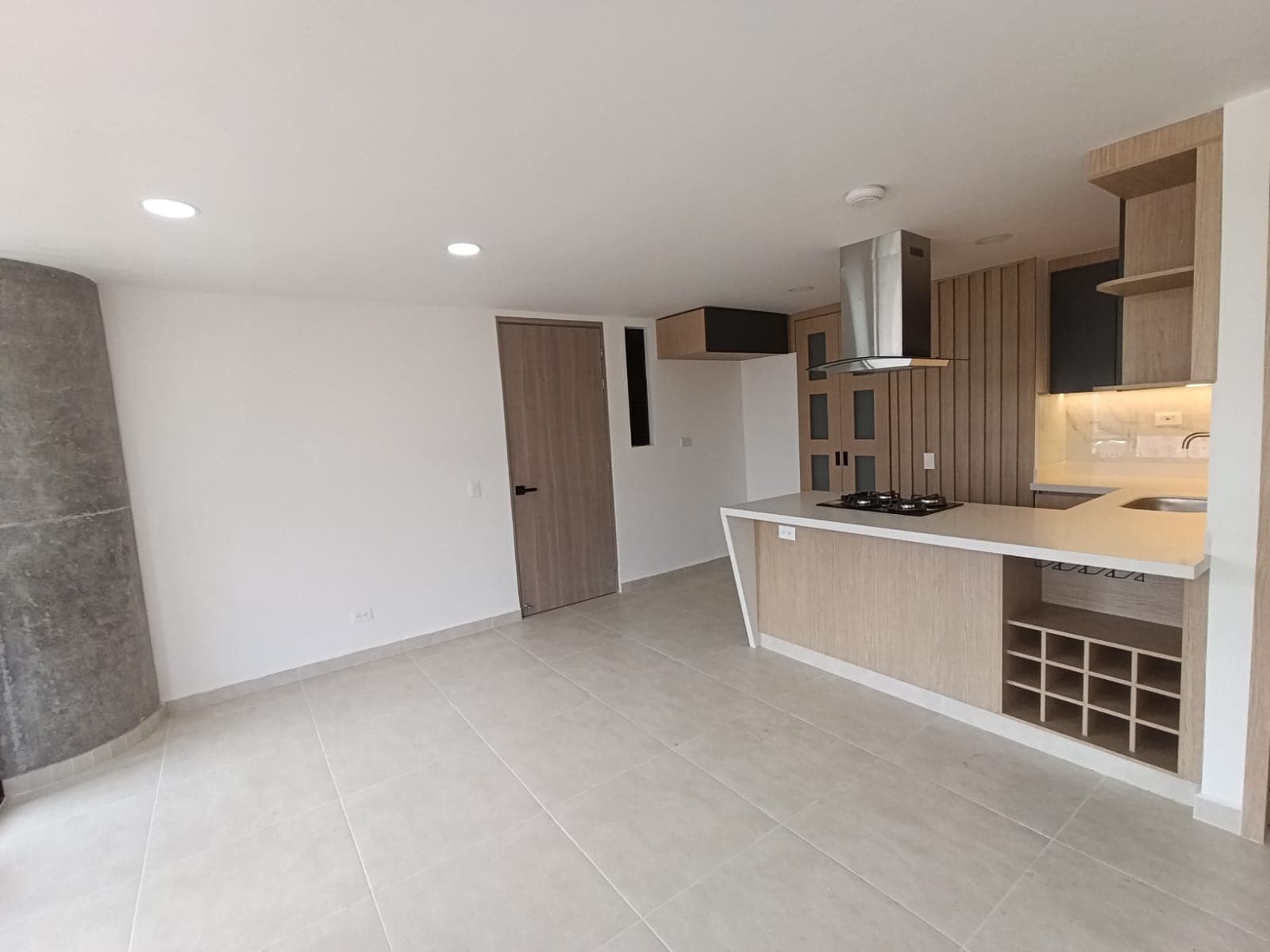Apartamento en arriendo en Manchester, Bello — foto 1 de 19