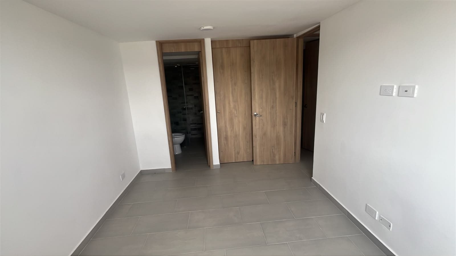 Apartamento en arriendo en Guarne — foto 2 de 12