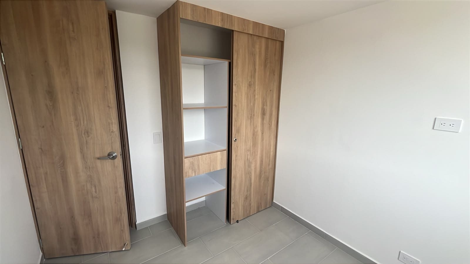 Apartamento en arriendo en Guarne — foto 5 de 12