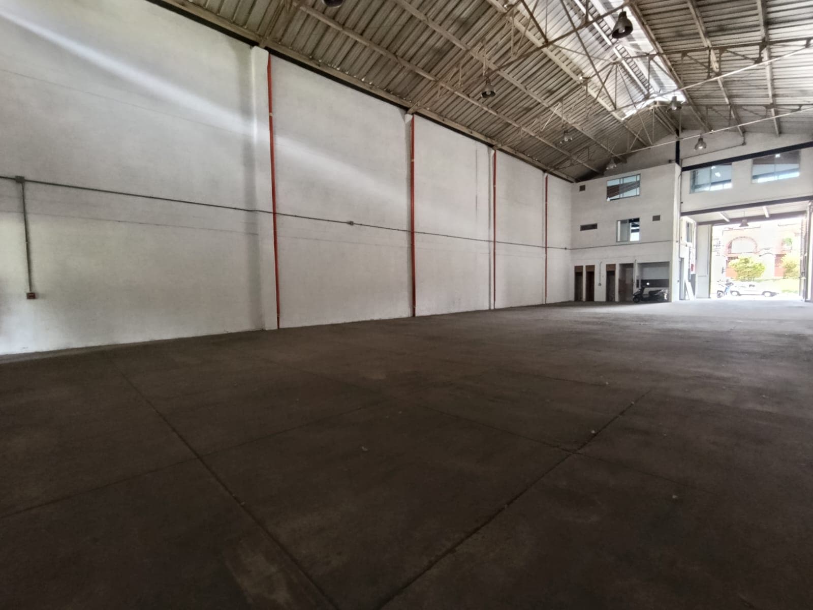Bodega en arriendo en La Estrella — foto 1 de 14
