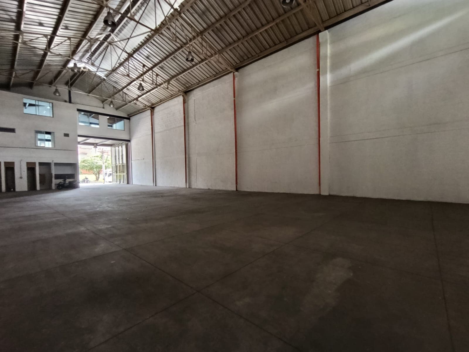Bodega en arriendo en La Estrella — foto 2 de 14