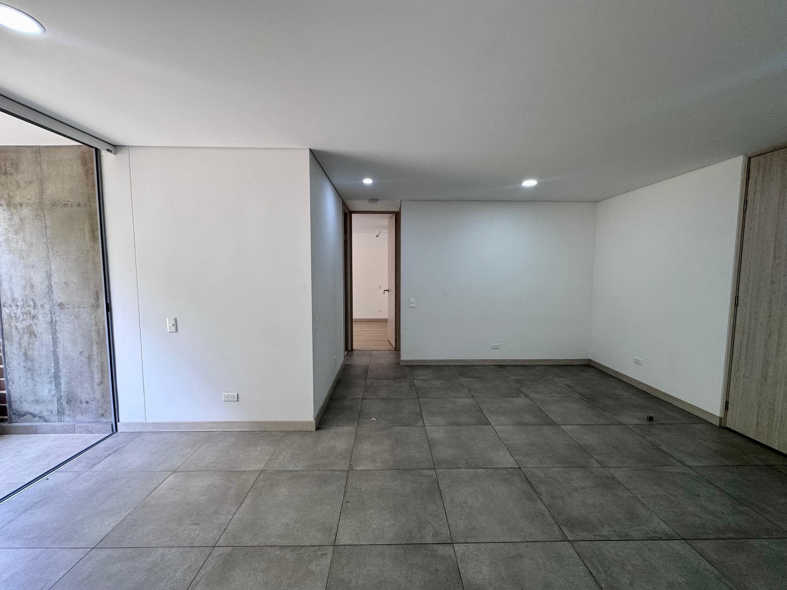 Apartamento en arriendo en El Trianón, Envigado — foto 2 de 20