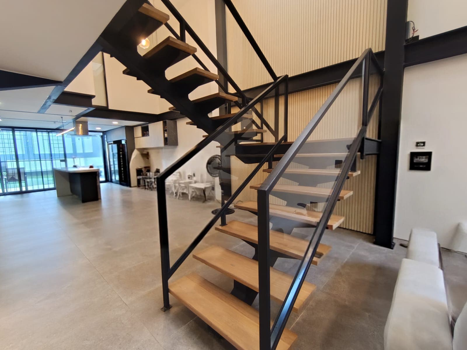 Casa Comercial en arriendo en La Castellana, Laureles, Medellín — foto 5 de 20