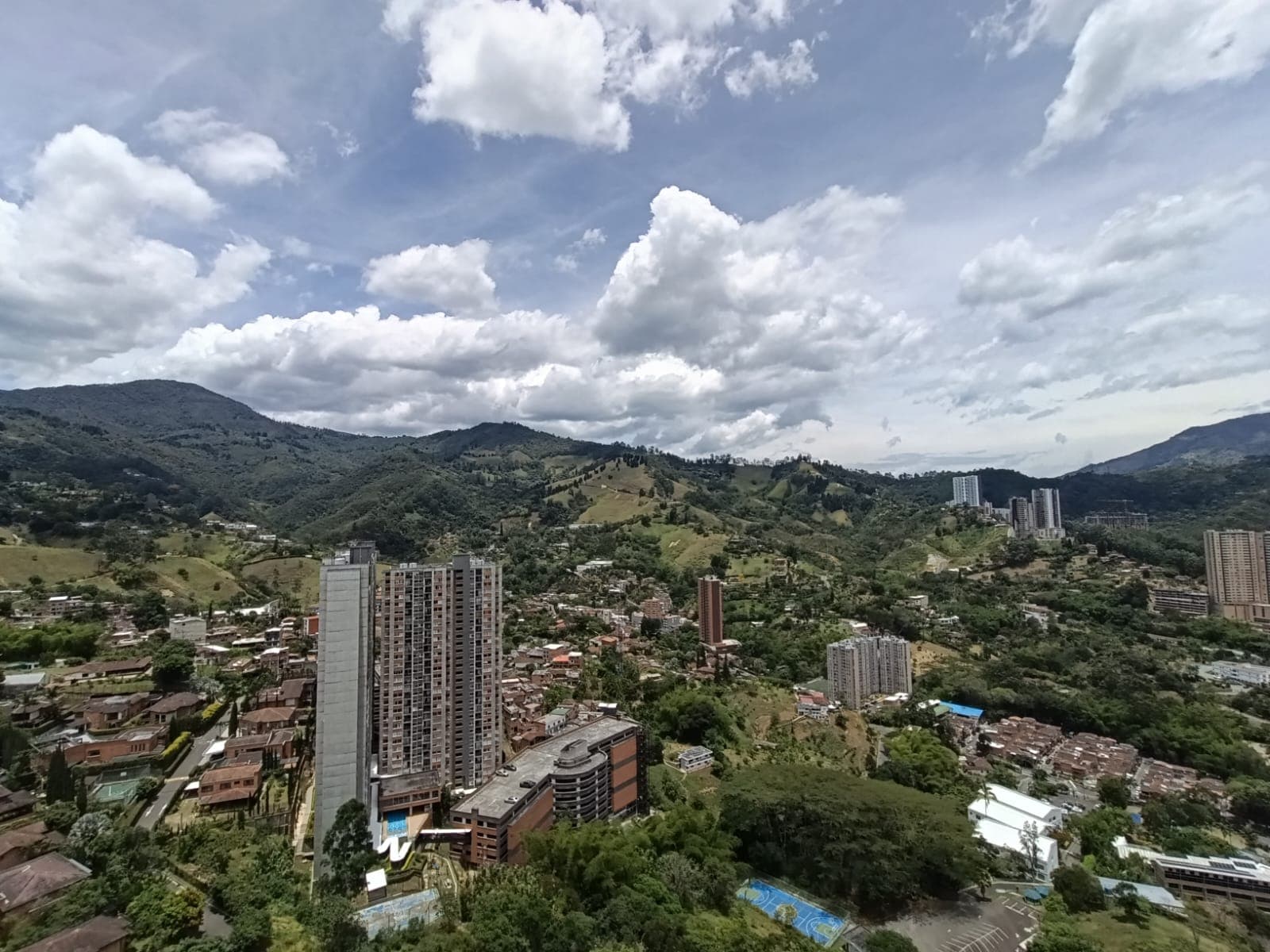 Apartamento en arriendo en Aves María, Sabaneta — foto 2 de 14