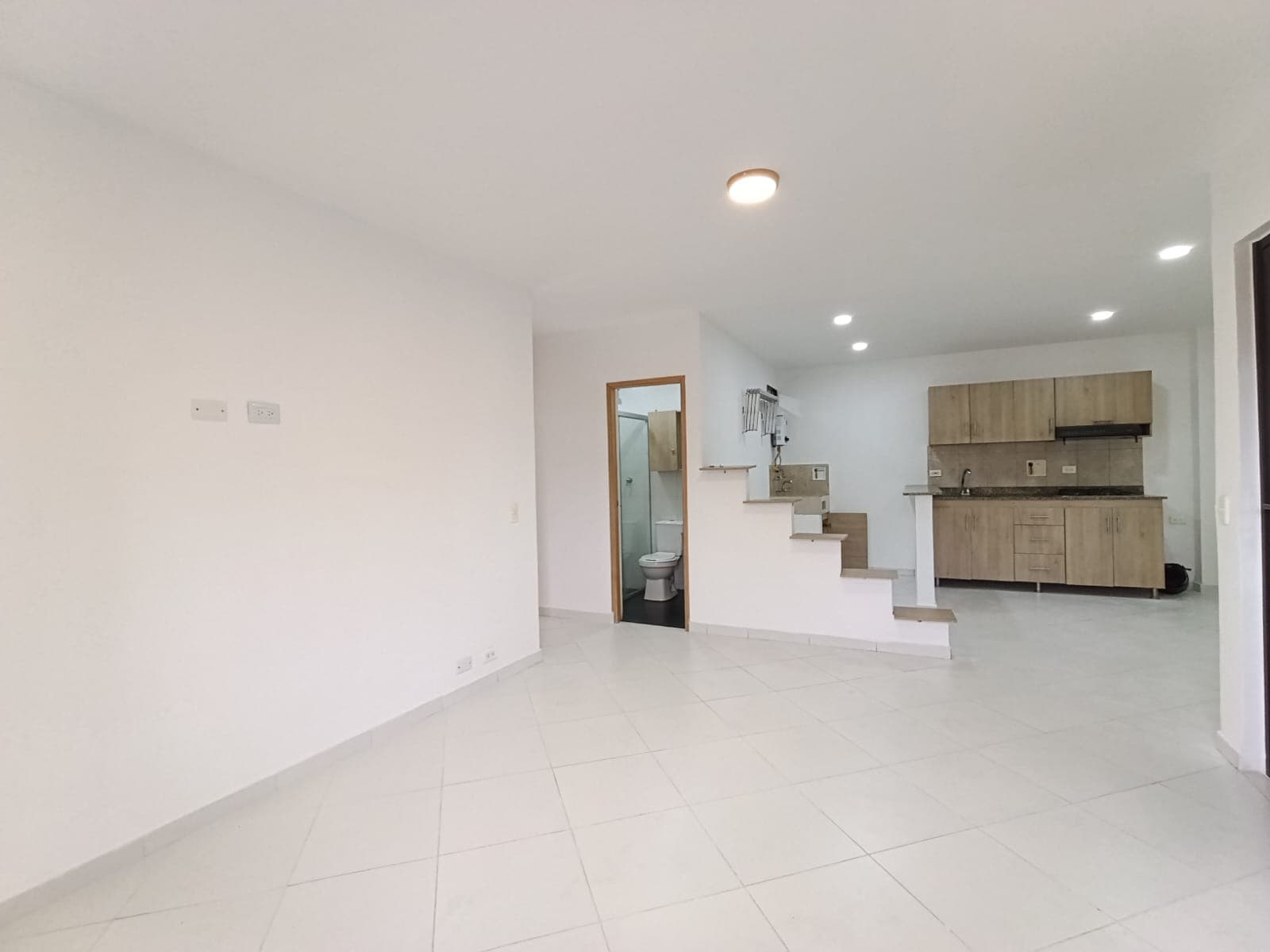 Apartamento en arriendo en Santa María, Itagui — foto 3 de 12