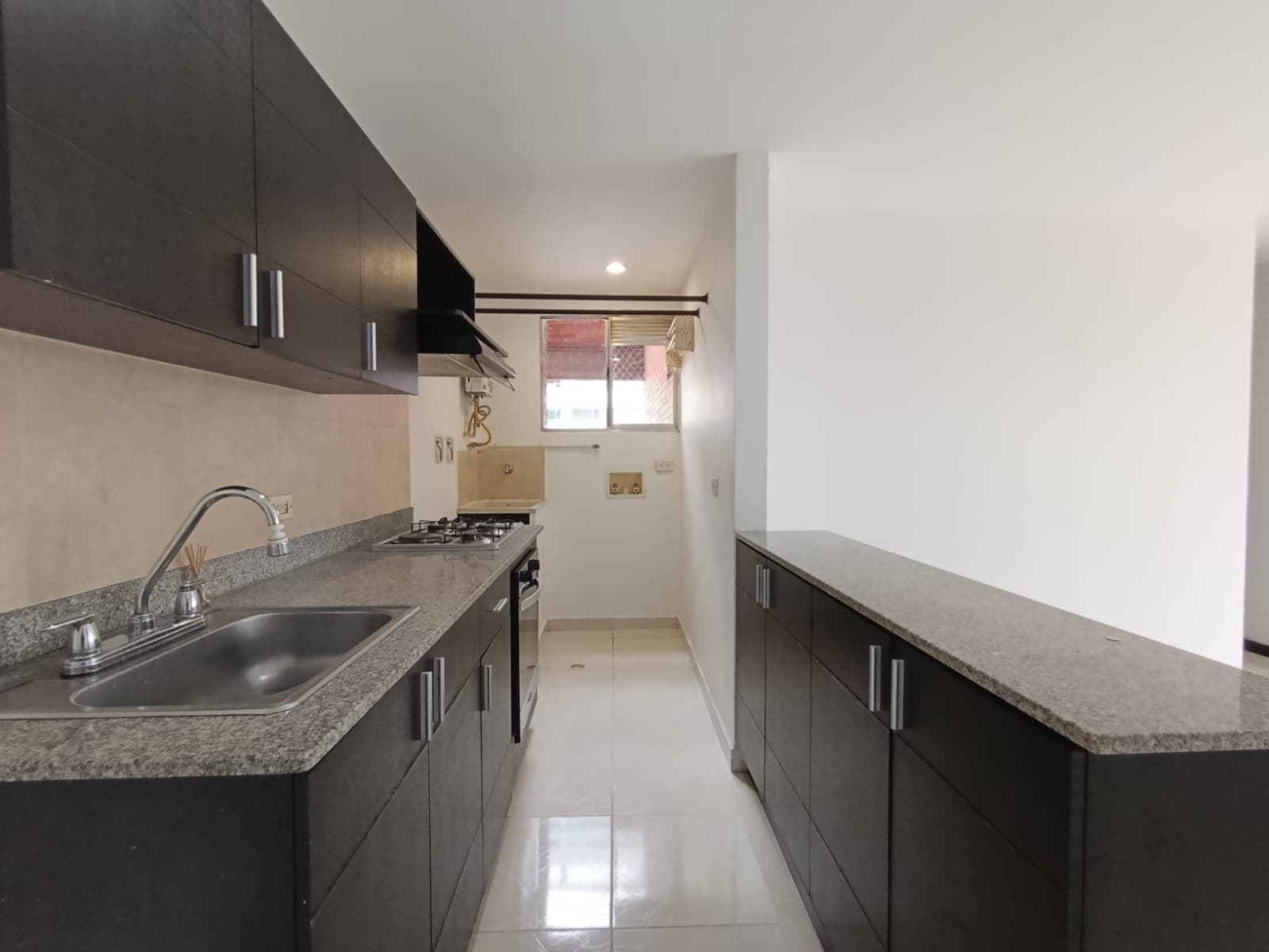 Apartamento en arriendo en Ciudad Del Rio, El Poblado, Medellín — foto 5 de 20