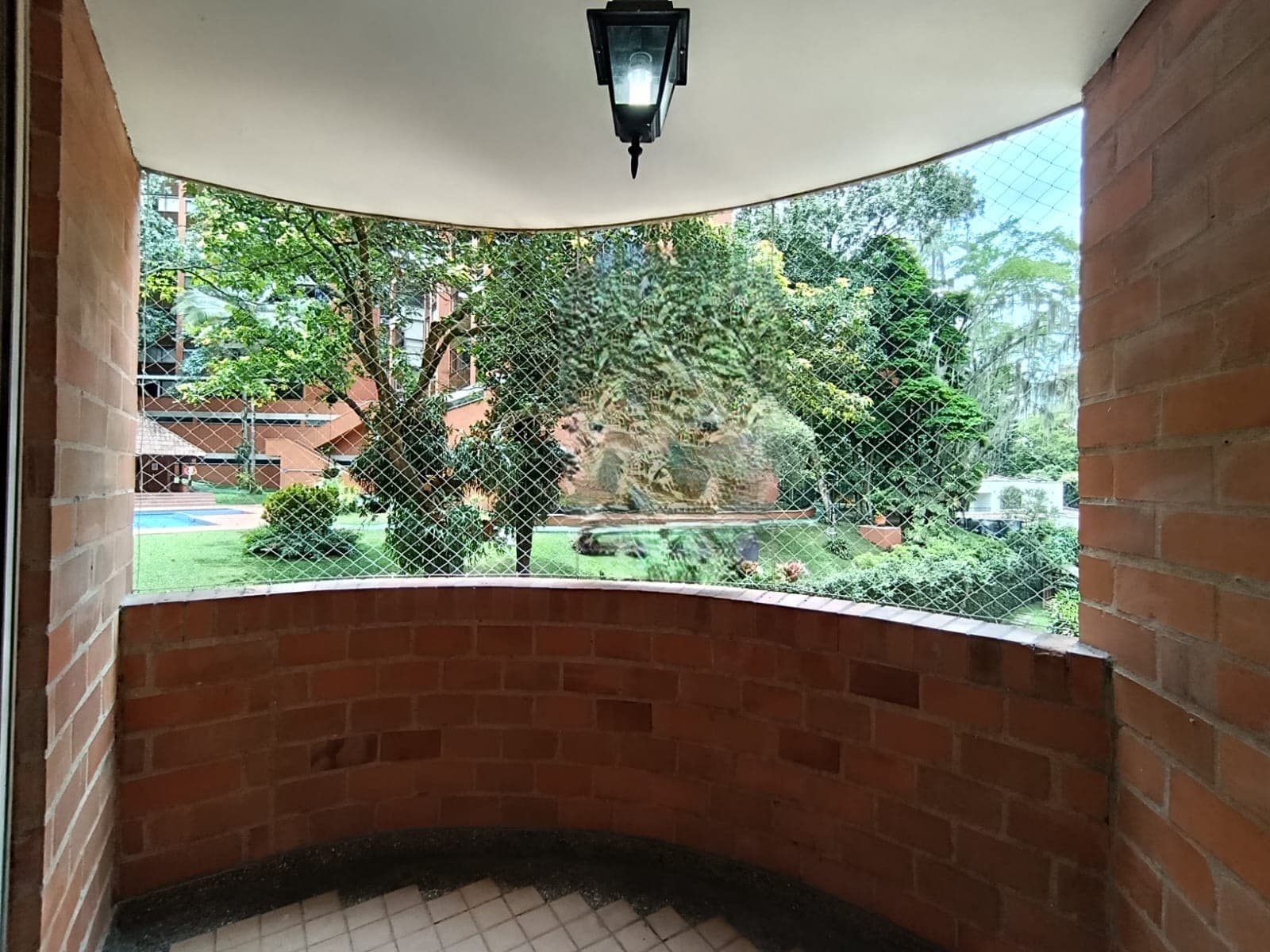 Apartamento en arriendo en Castropol, El Poblado, Medellín — foto 3 de 16